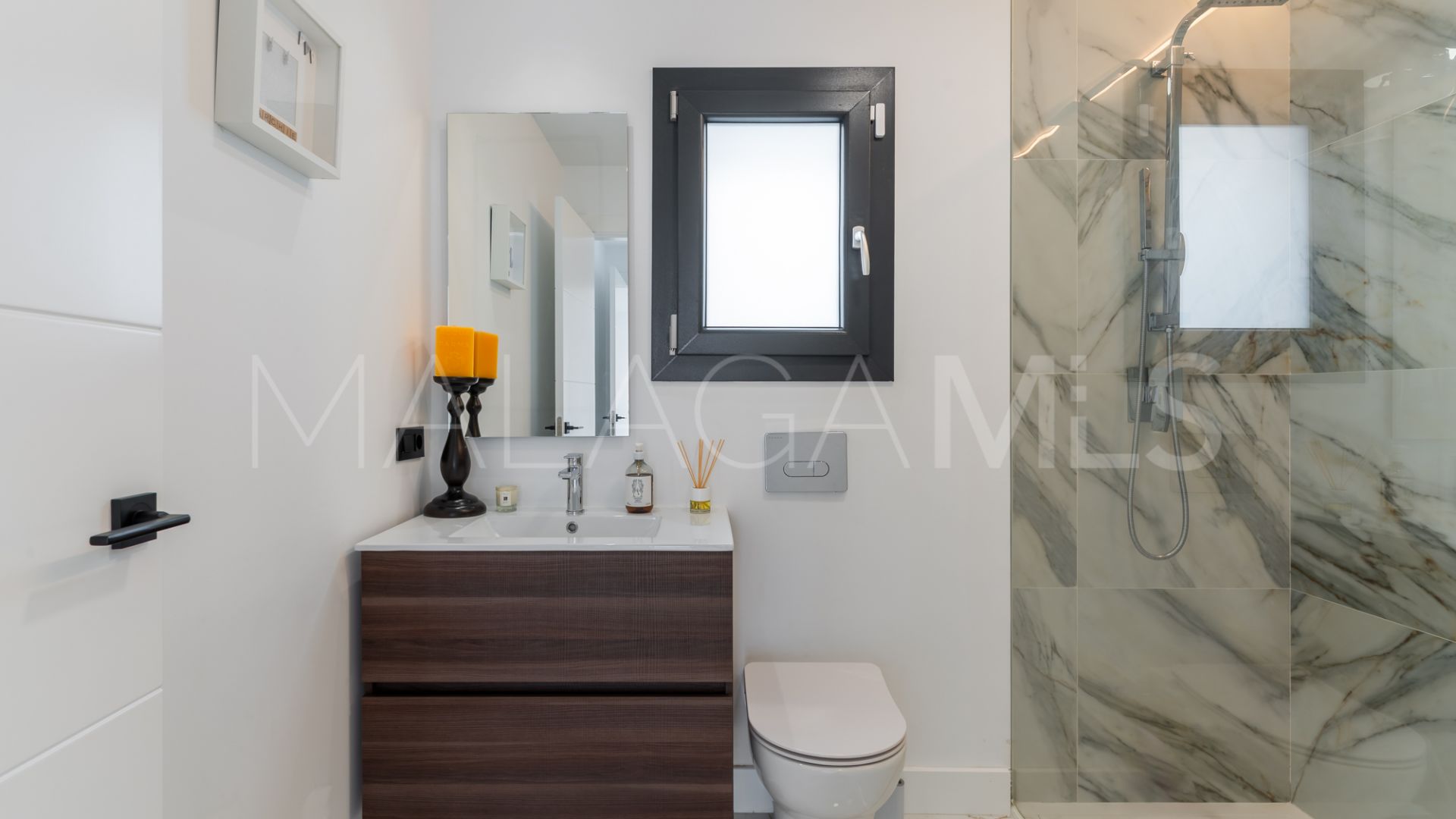 Villa a la venta in La Cala Golf Resort with 4 bedrooms