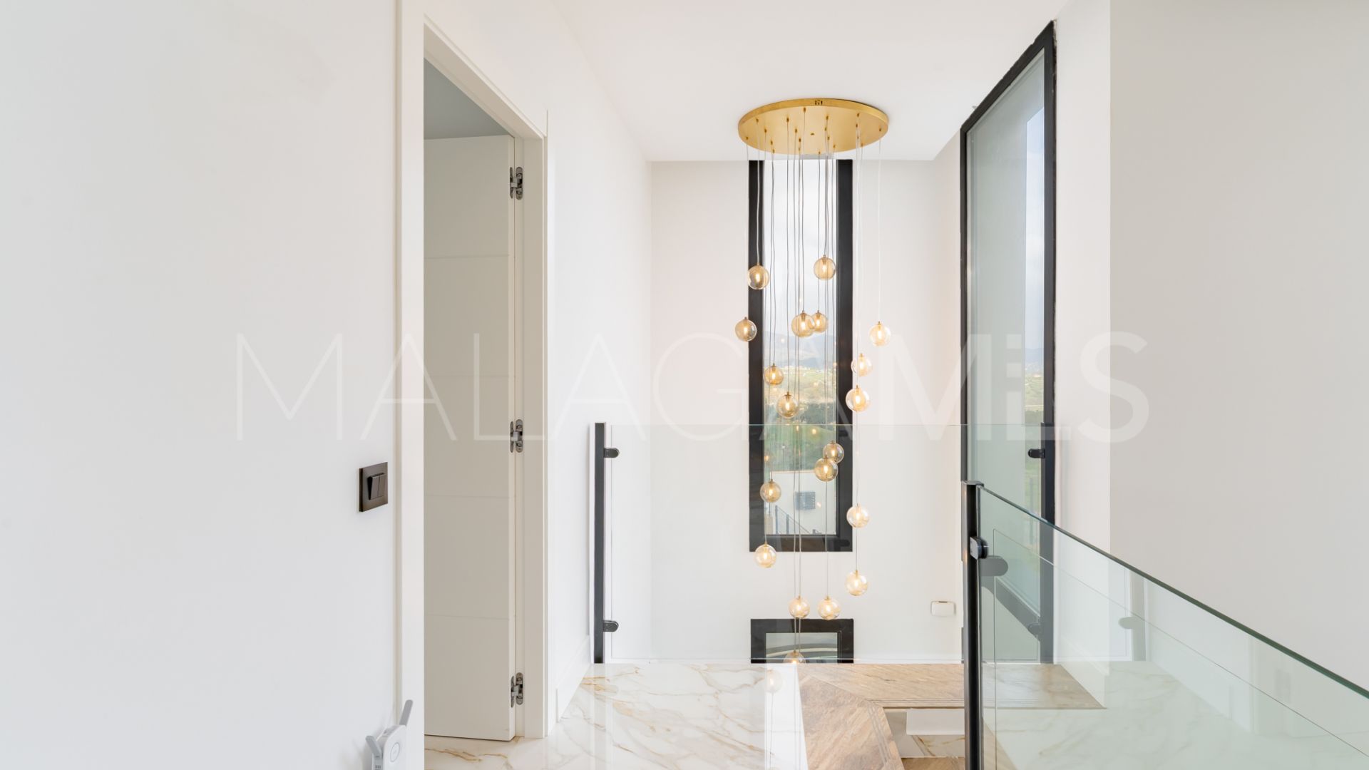 Villa a la venta in La Cala Golf Resort with 4 bedrooms