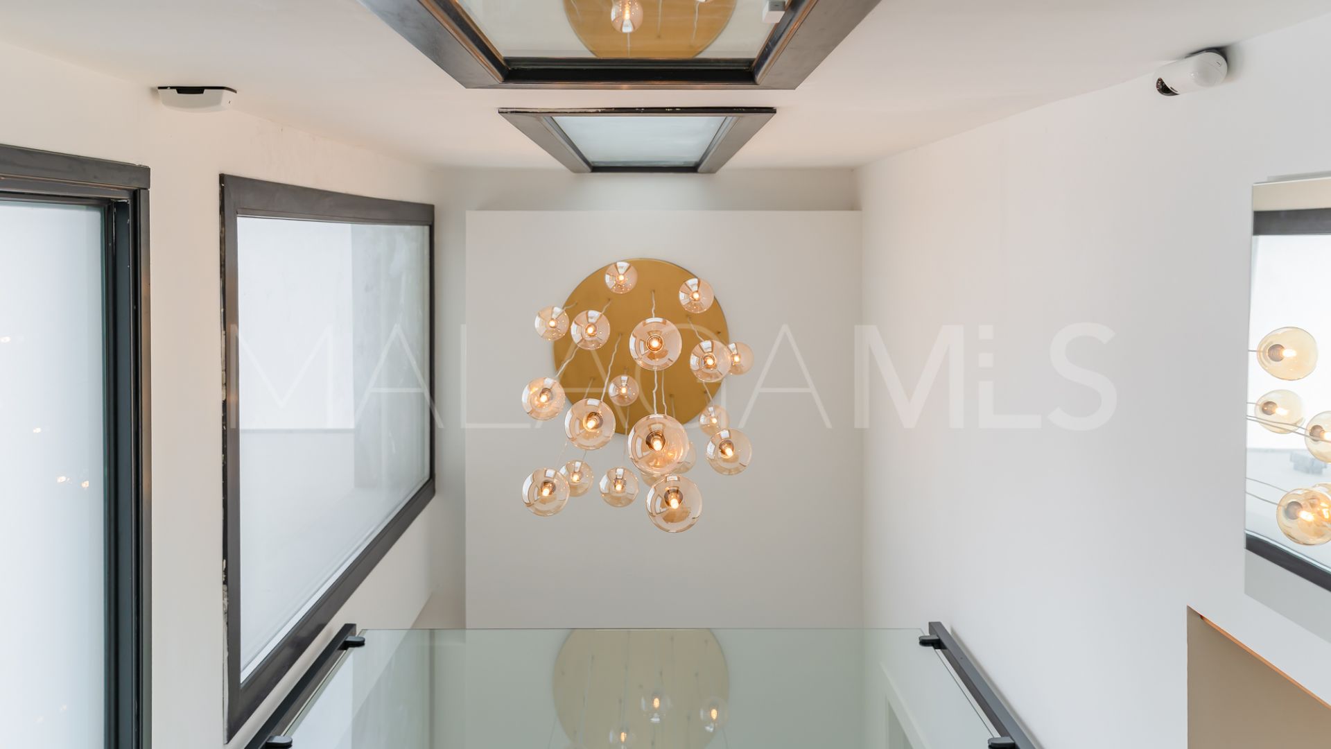 Villa a la venta in La Cala Golf Resort with 4 bedrooms