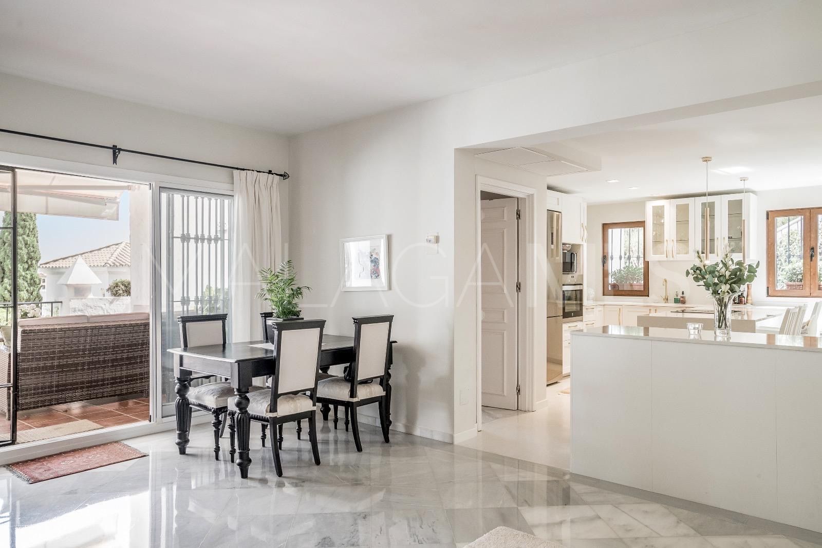 2 bedrooms apartment in Las Colinas de Marbella for sale