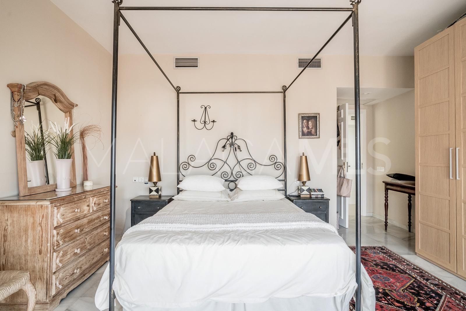 2 bedrooms apartment in Las Colinas de Marbella for sale