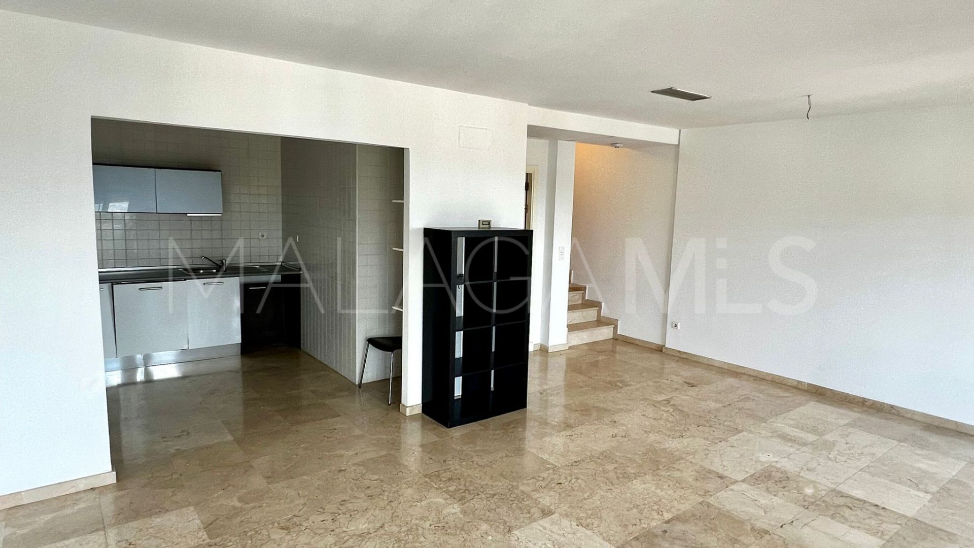 Duplex for sale in Cerros del Lago