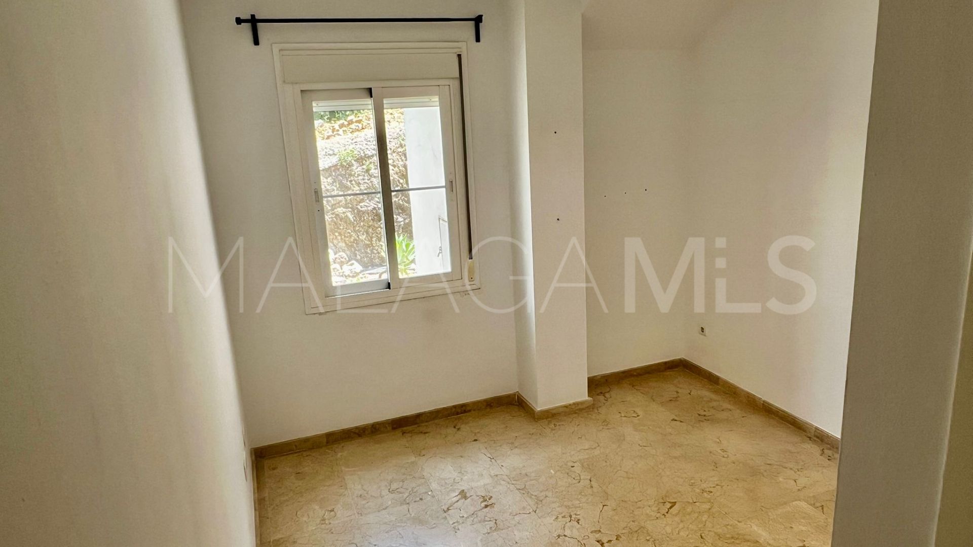 Duplex for sale in Cerros del Lago