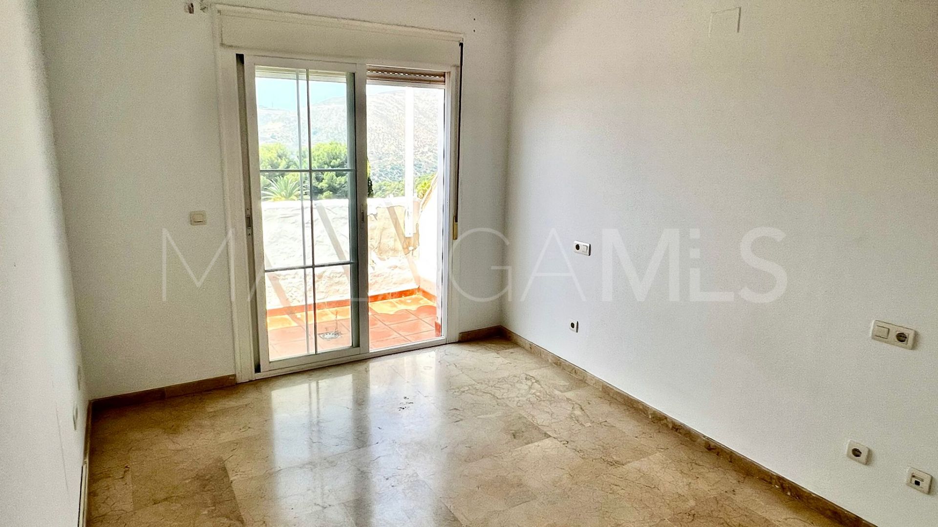 Duplex for sale in Cerros del Lago
