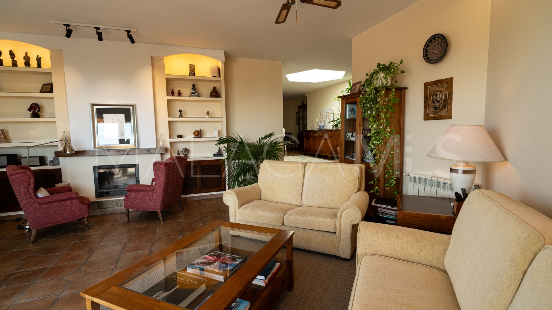 Villa for sale in Pinares de San Antón