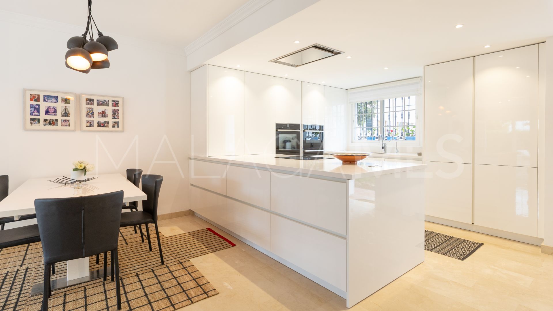 Maison de ville for sale in Aloha Pueblo