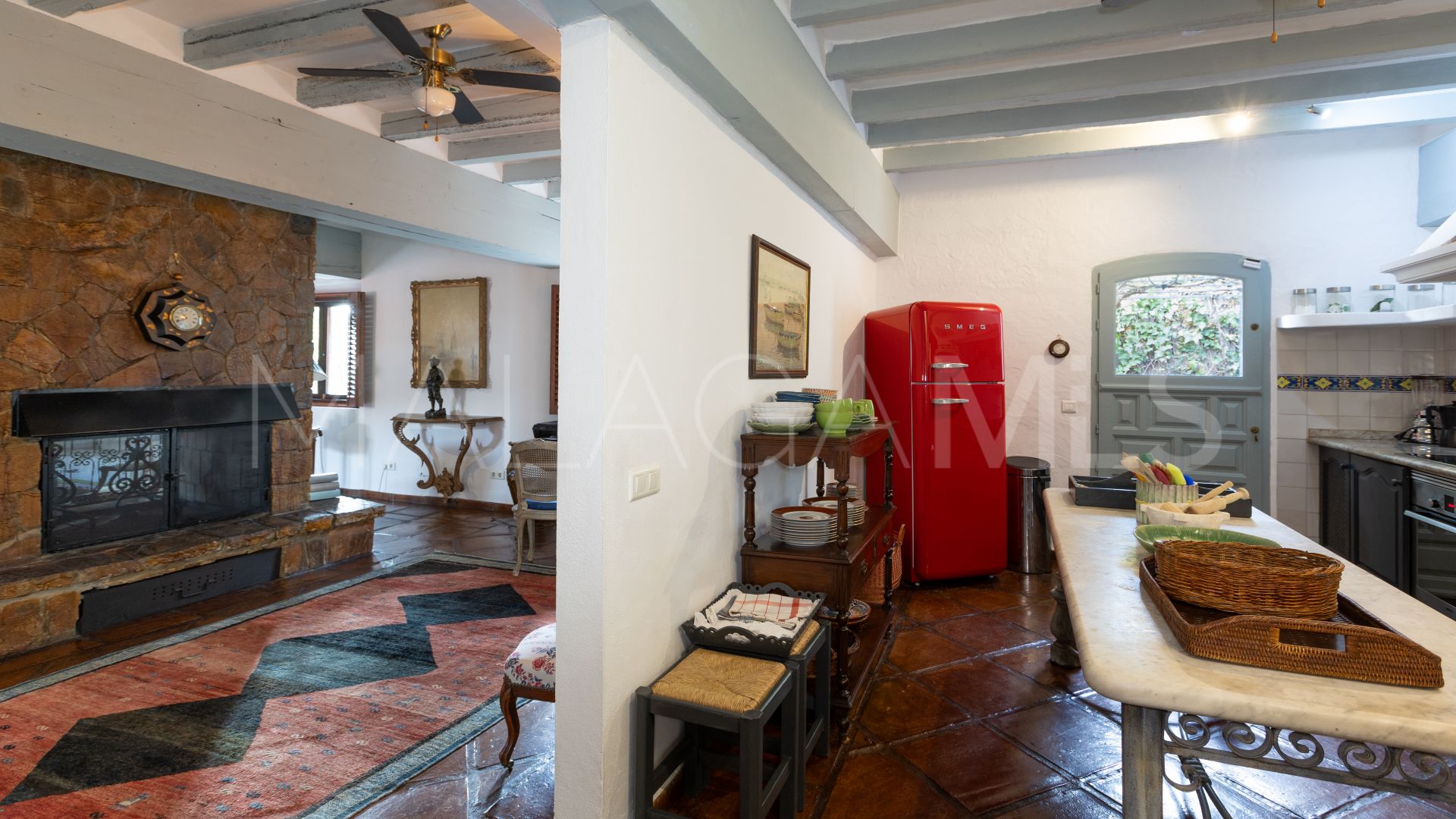 5 bedrooms villa for sale in Nueva Andalucia