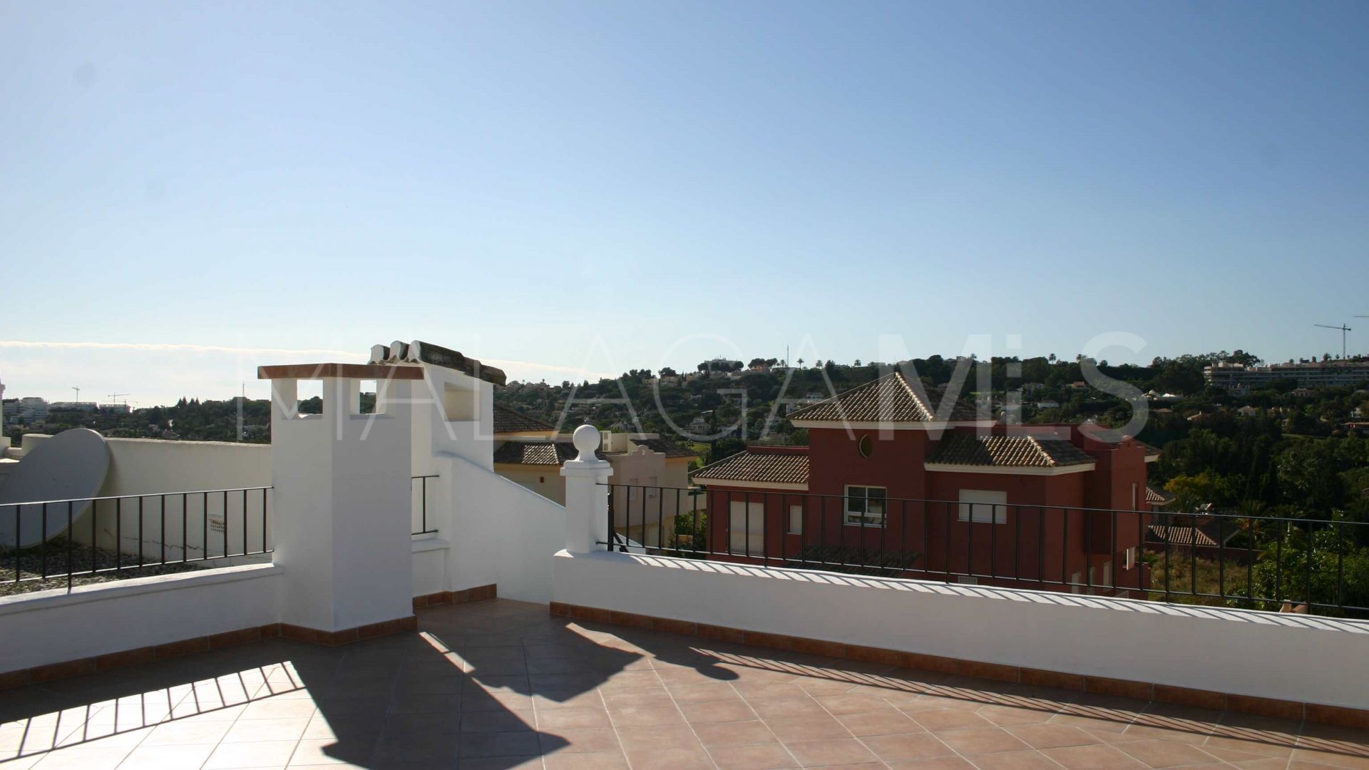 Aloha Pueblo, adosado for sale with 2 bedrooms