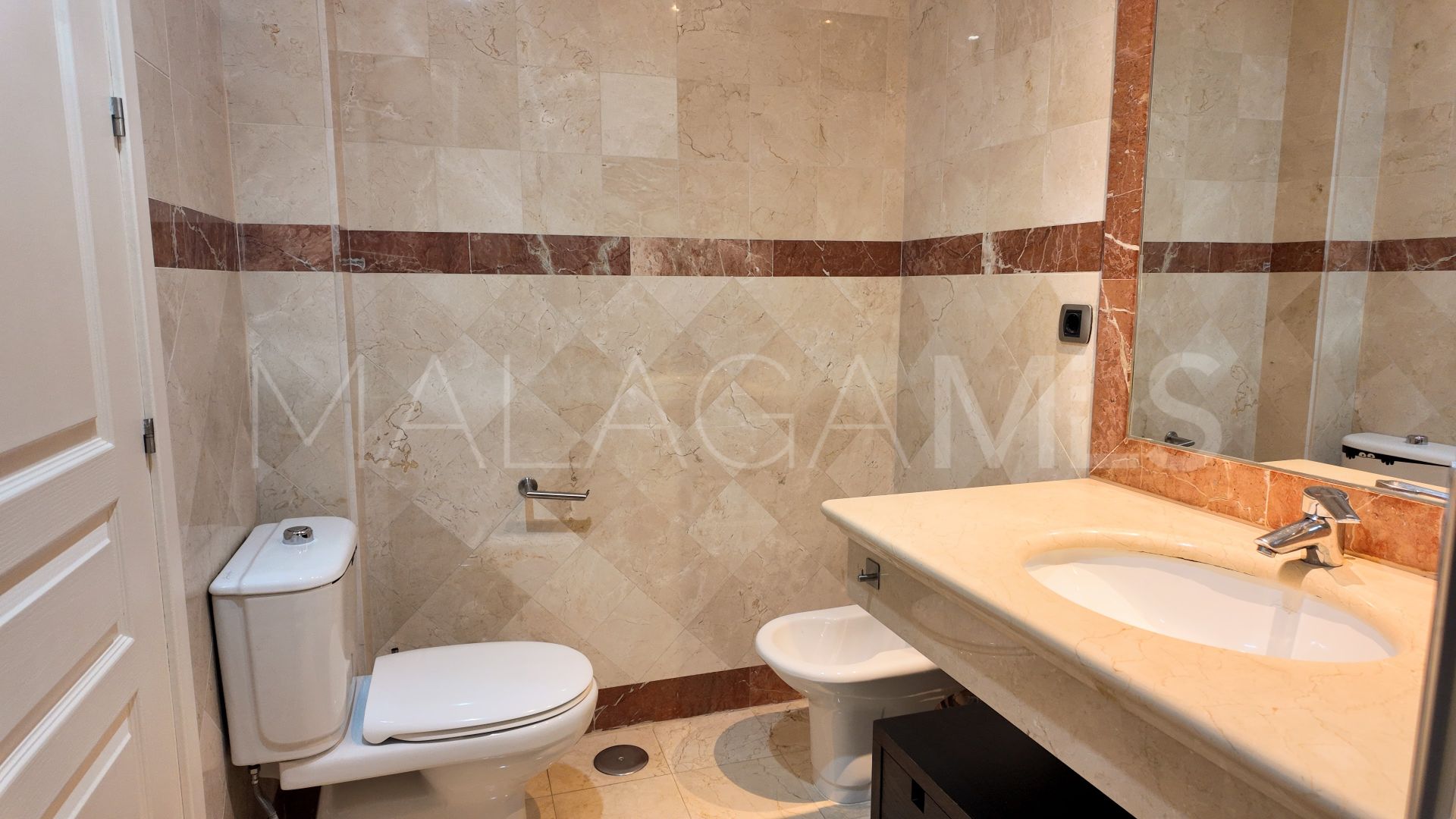 Appartement rez de chaussée for sale in Marbella City