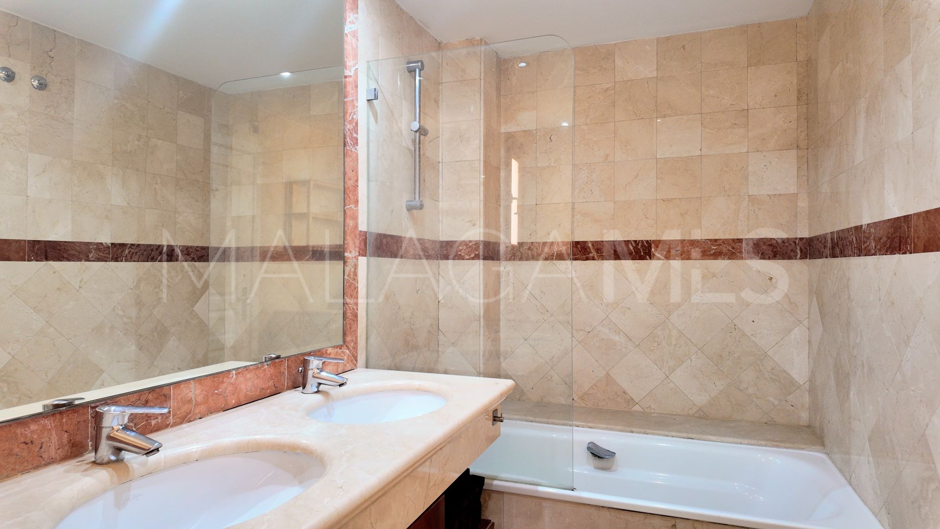 Appartement rez de chaussée for sale in Marbella City