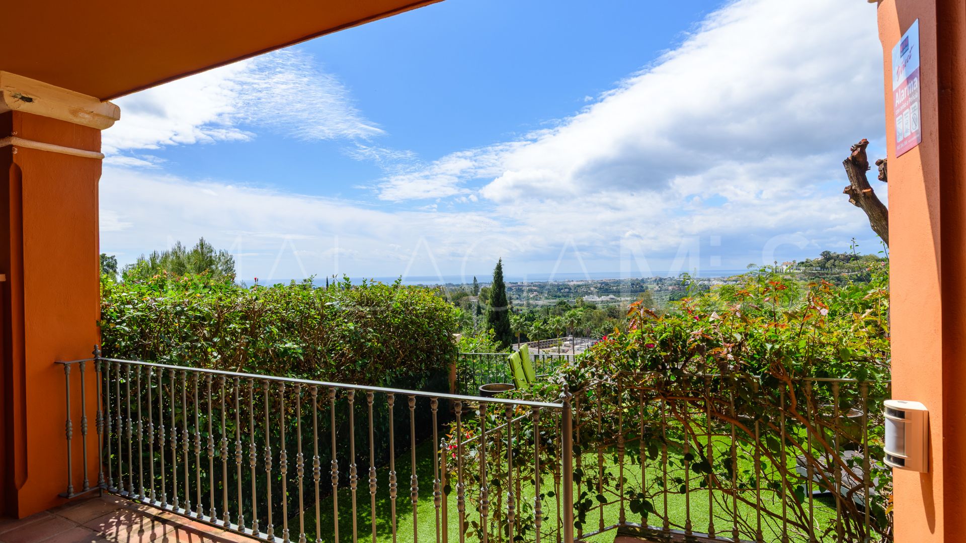 Ground floor apartment for sale in Monte Halcones
