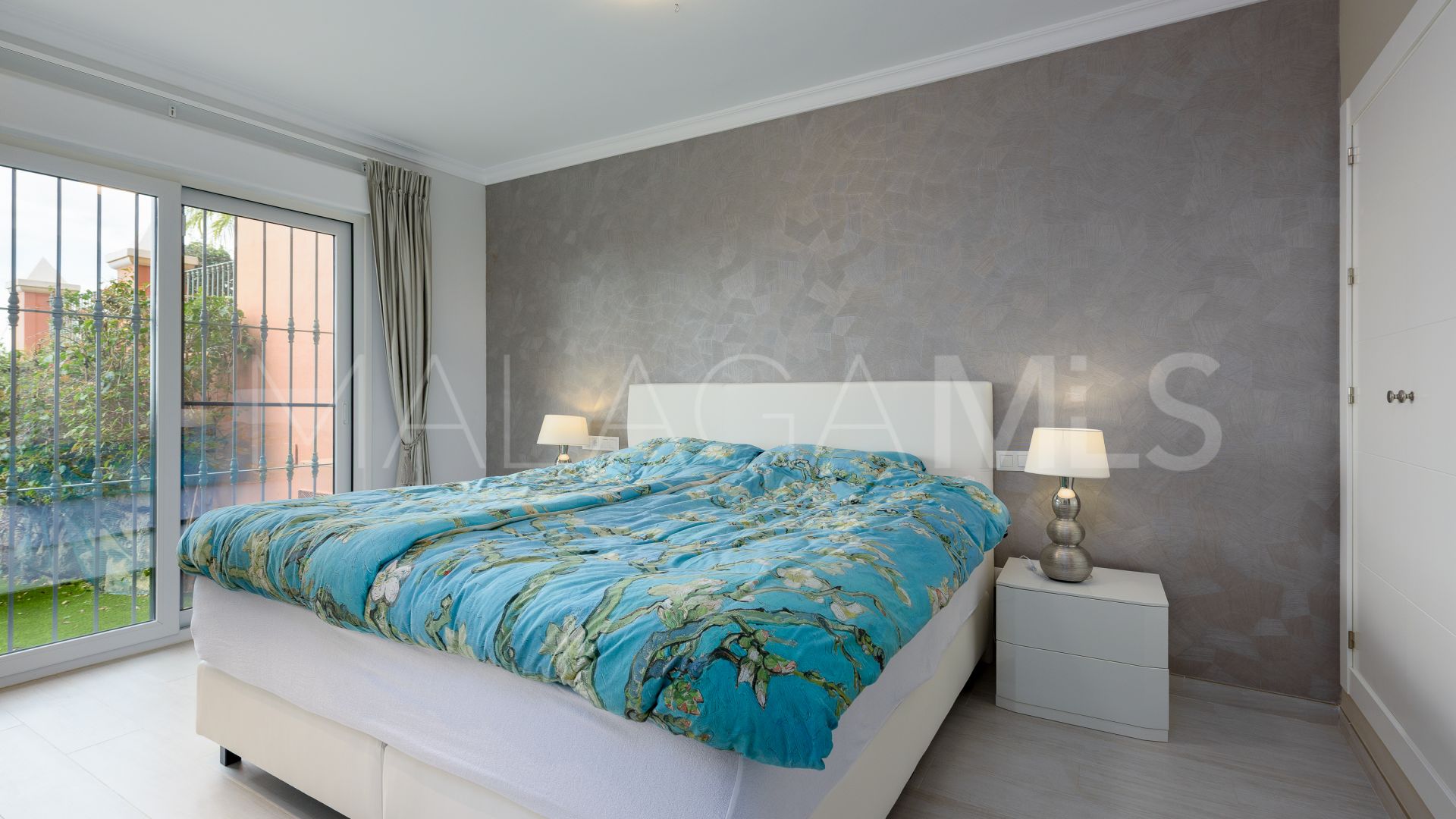 Ground floor apartment for sale in Monte Halcones
