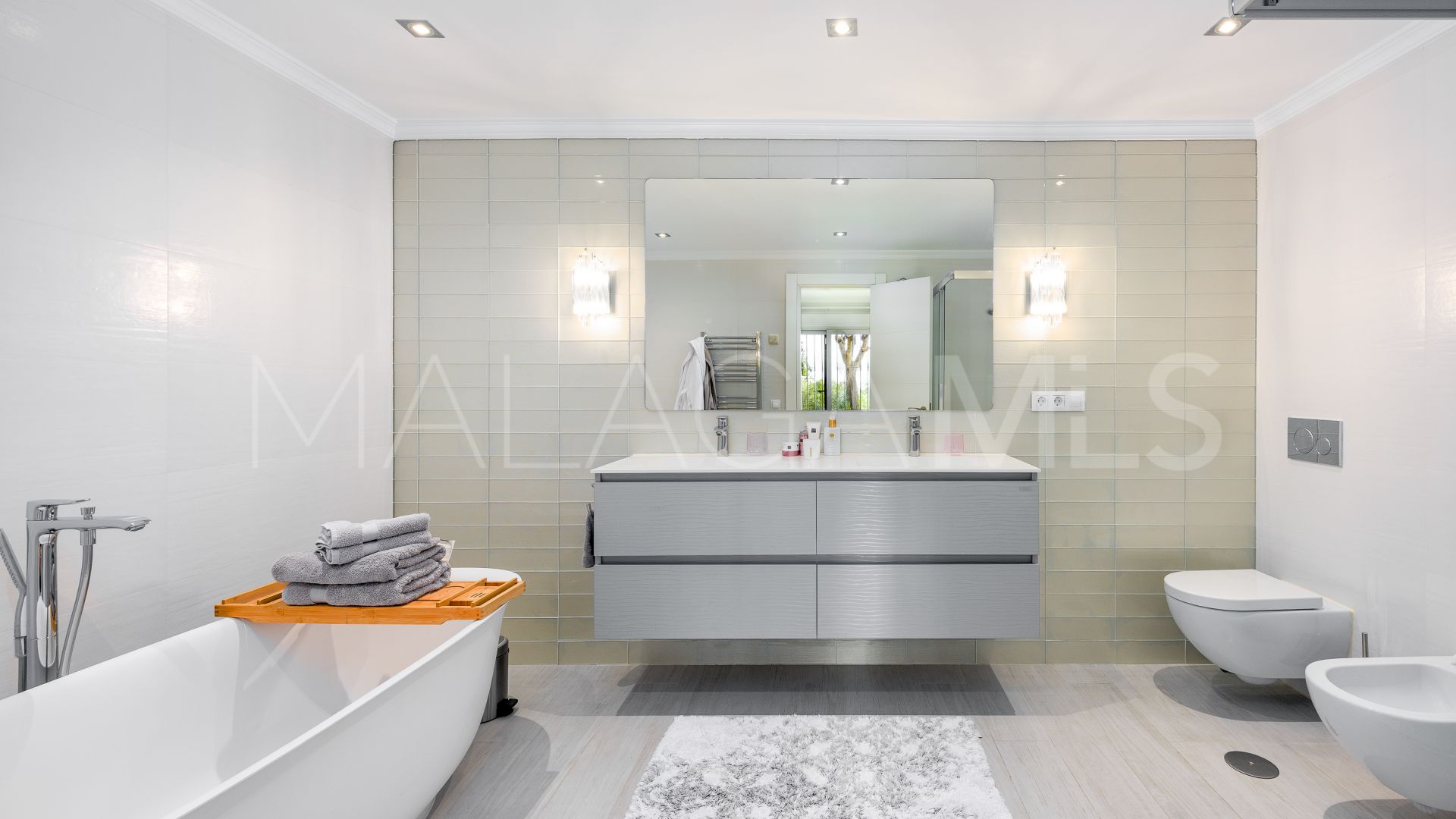 Ground floor apartment for sale in Monte Halcones