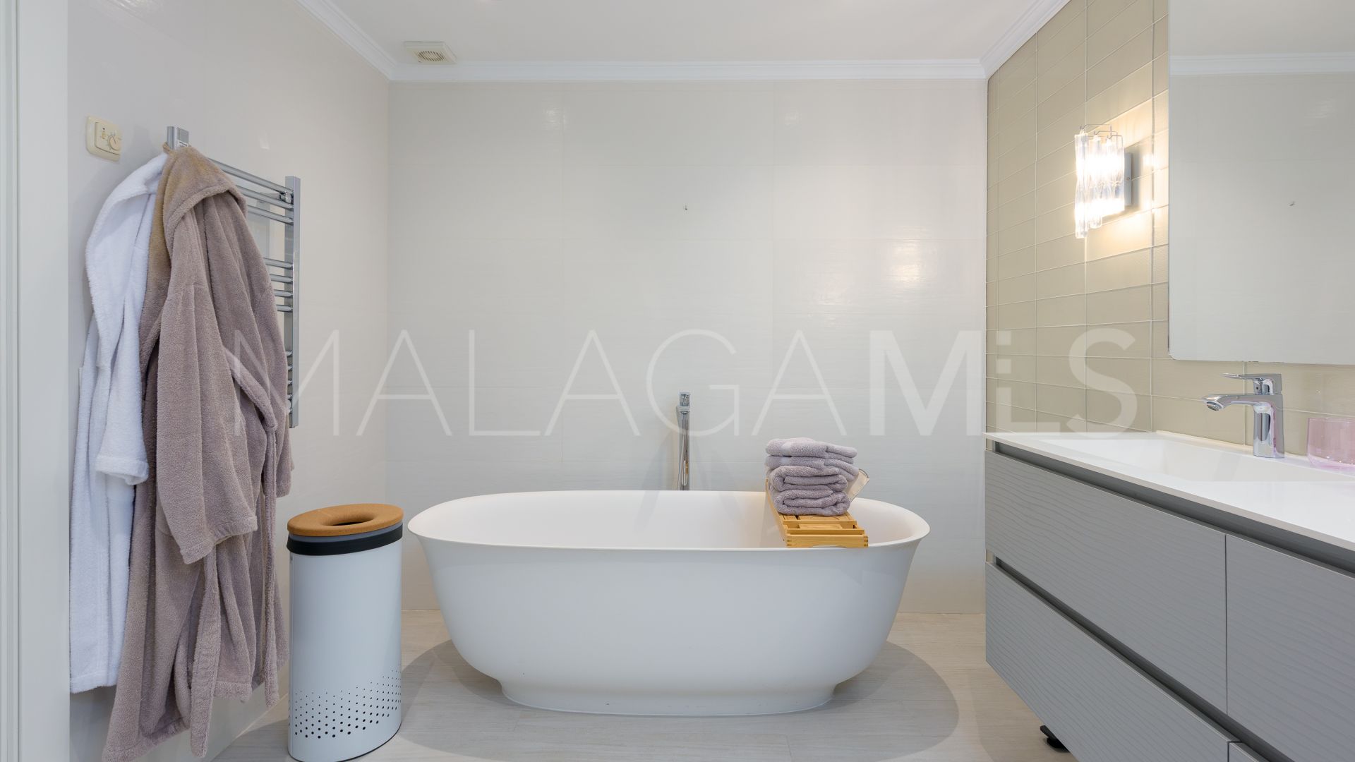 Ground floor apartment for sale in Monte Halcones