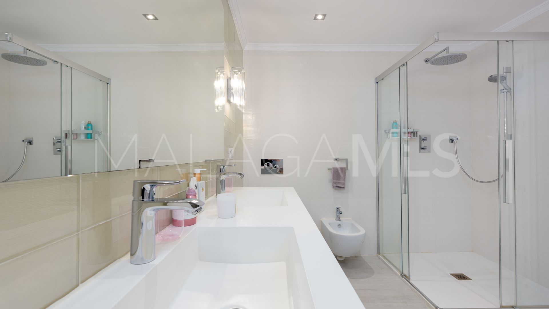 Ground floor apartment for sale in Monte Halcones