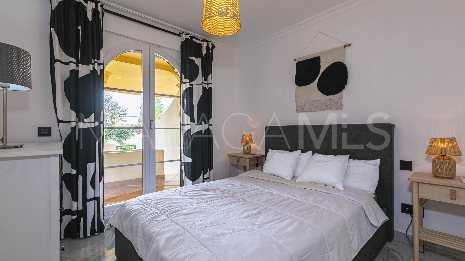 Lägenhet for sale in Nueva Andalucia