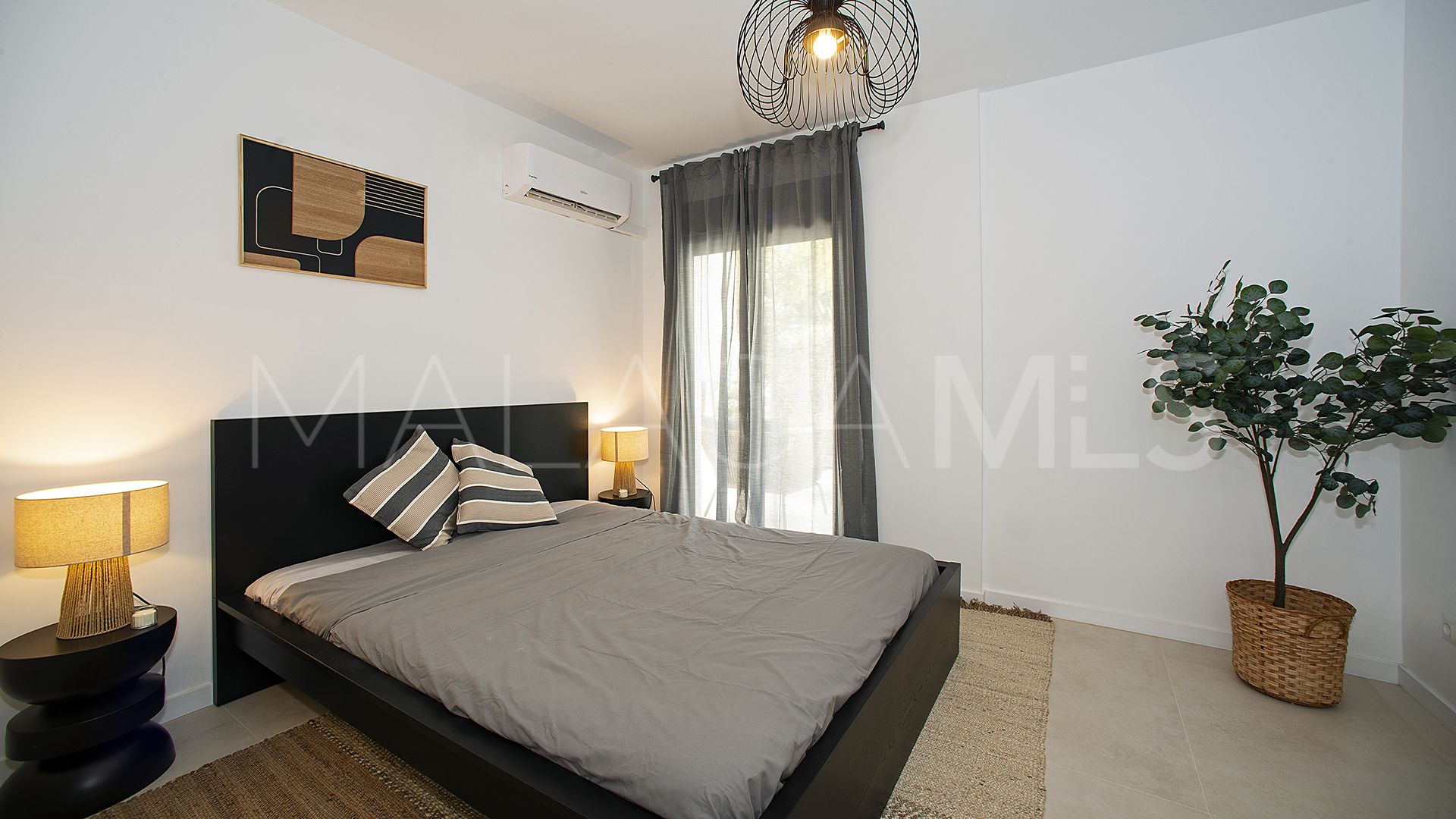 Appartement rez de chaussée for sale in Nueva Andalucia