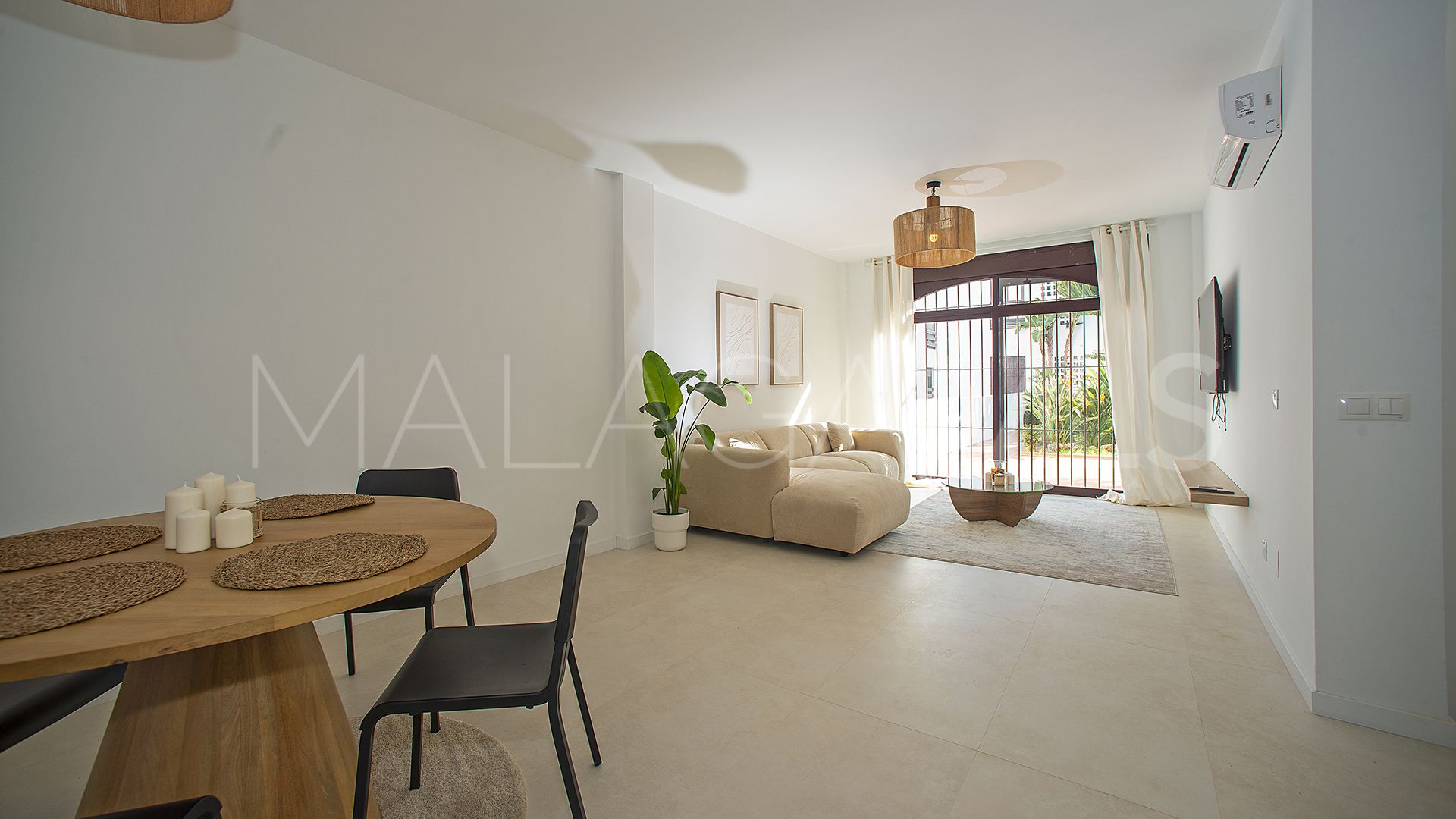 Appartement rez de chaussée for sale in Nueva Andalucia