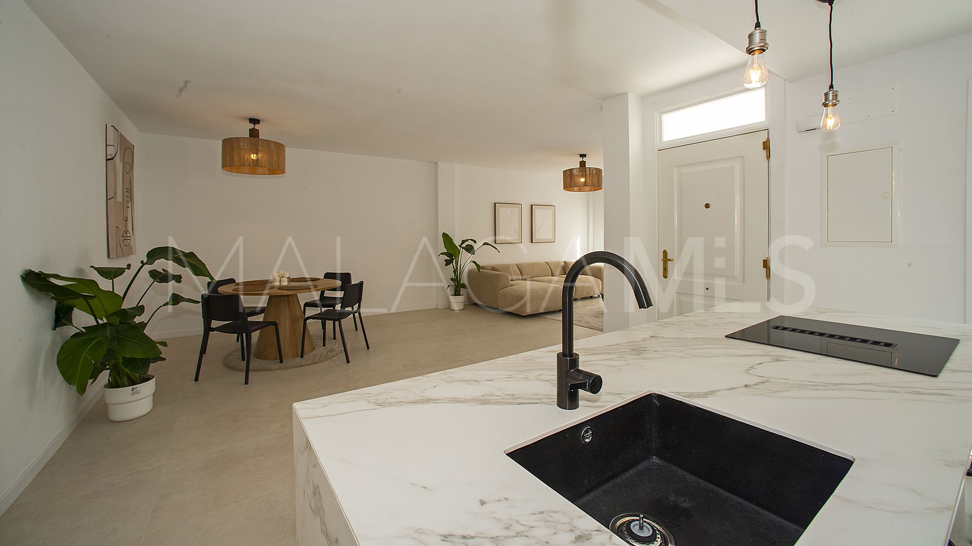 Appartement rez de chaussée for sale in Nueva Andalucia