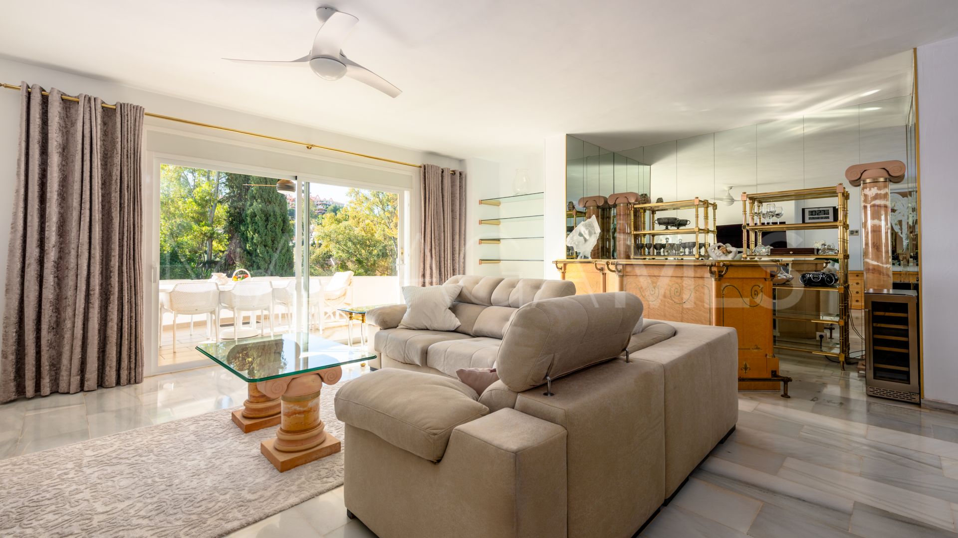 Lägenhet for sale in Country Club Las Brisas