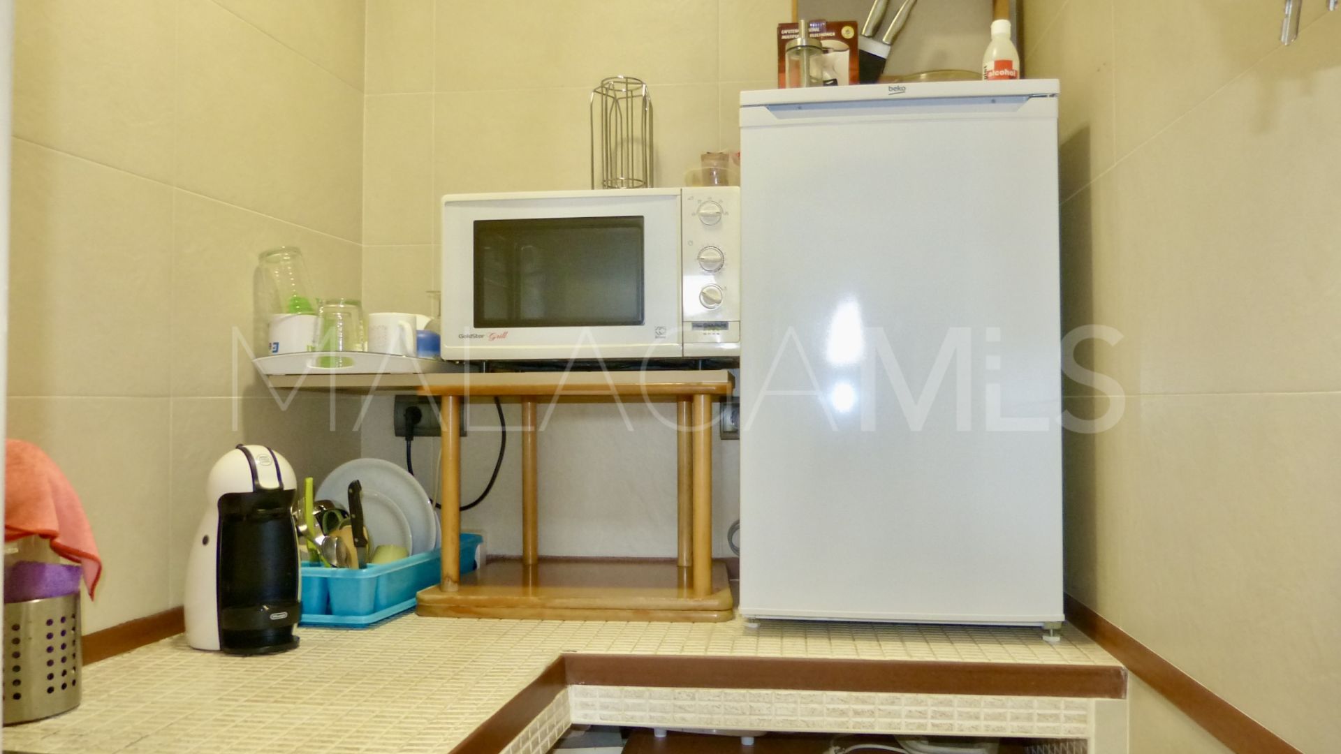 Se vende oficina in Cabopino