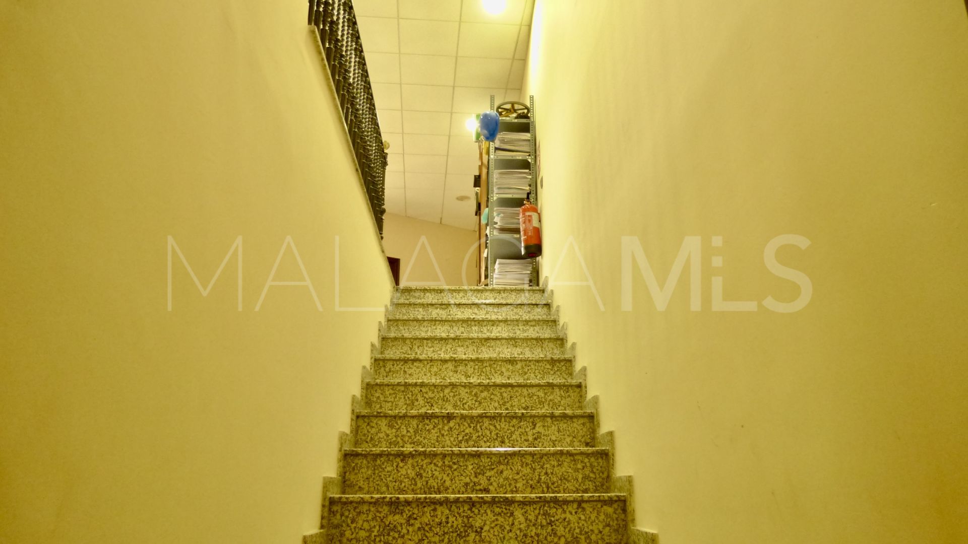 Se vende oficina in Cabopino