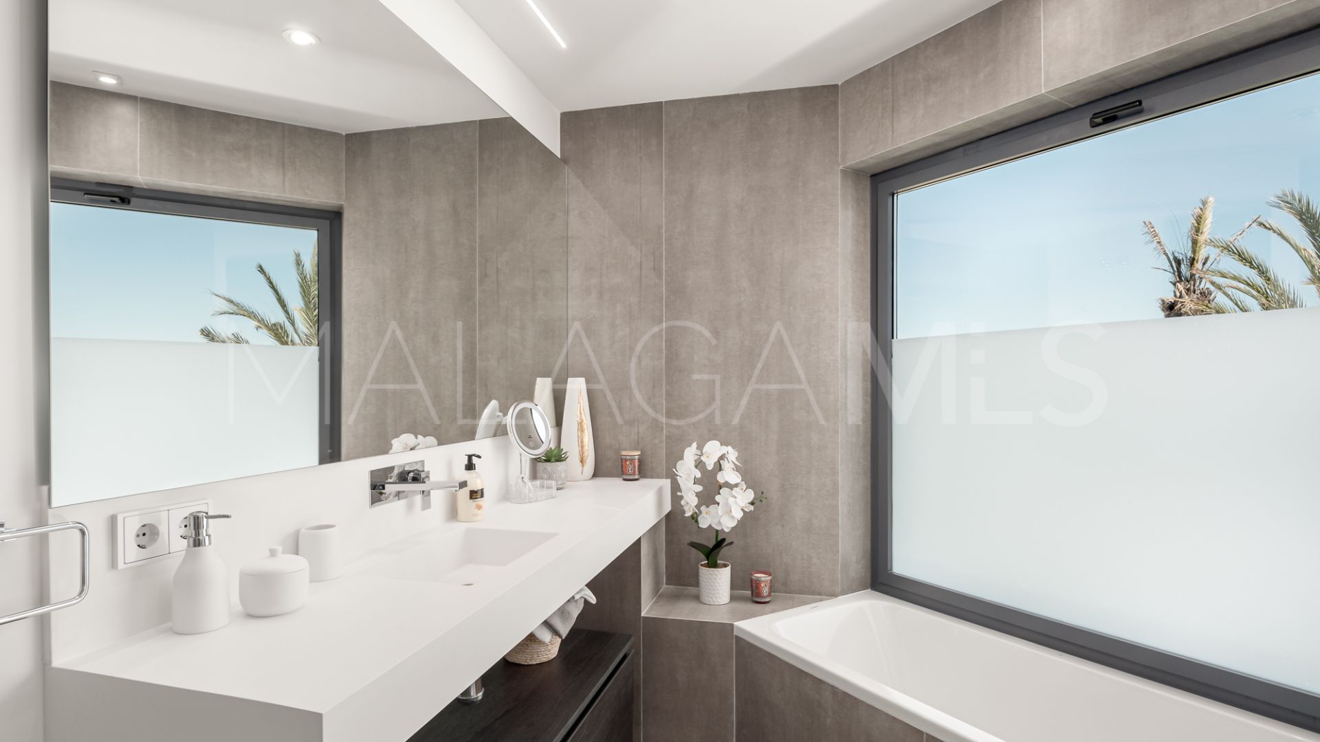 The Island, adosado for sale