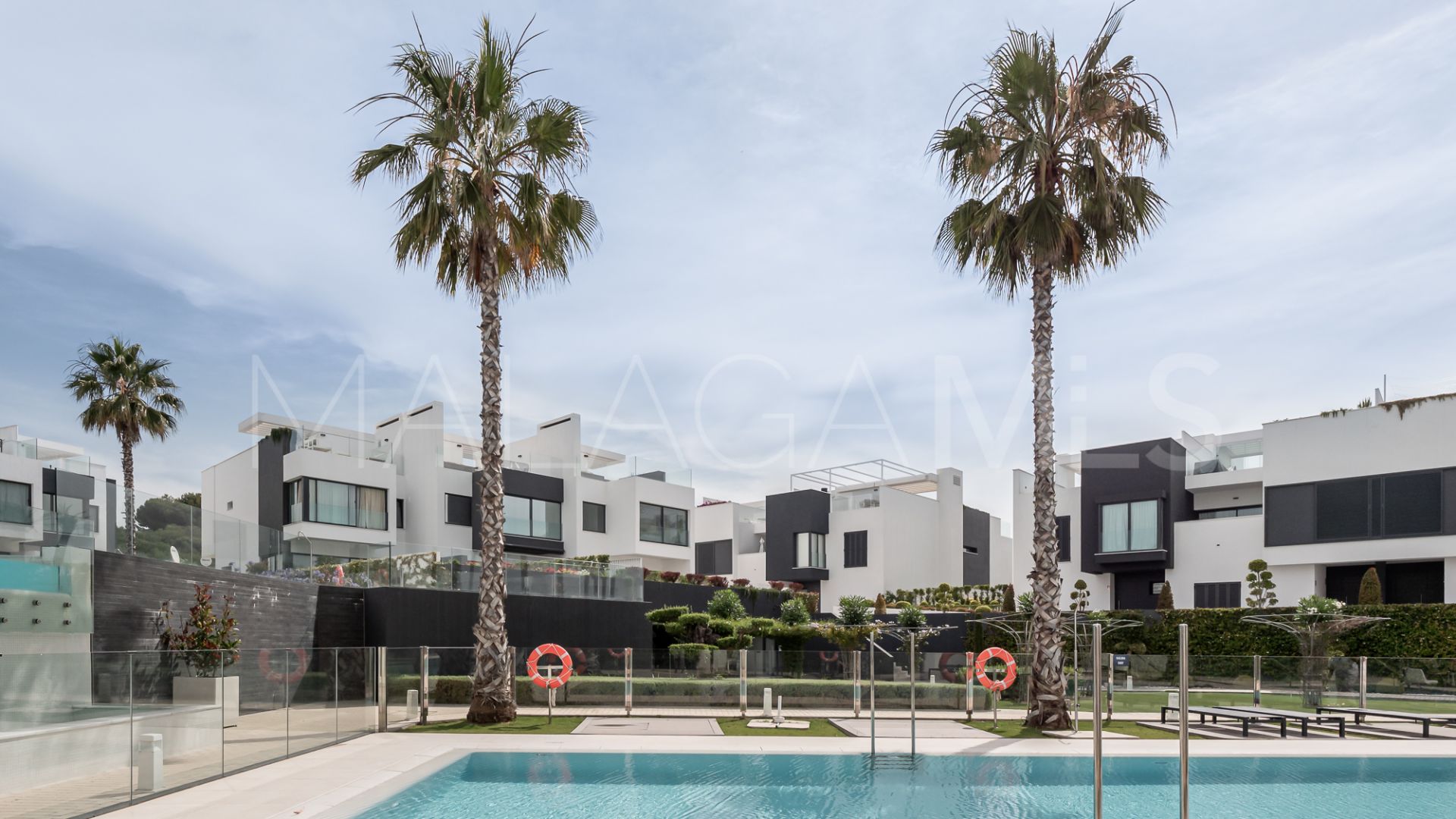 The Island, adosado for sale