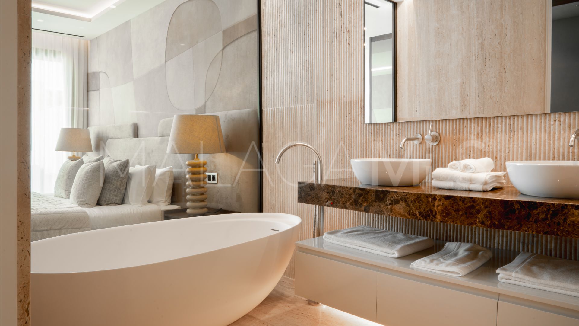 Duplex planta baja a la venta in Epic Marbella with 4 bedrooms