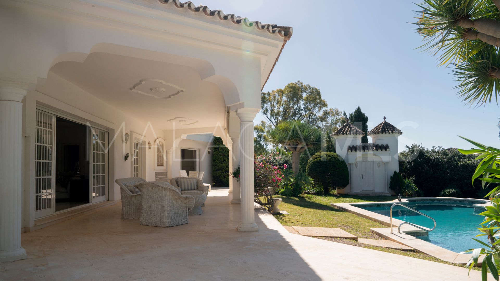 For sale El Paraiso villa with 4 bedrooms