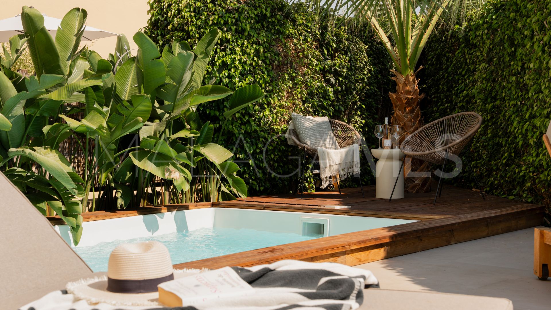 Buy town house in Azalea Beach