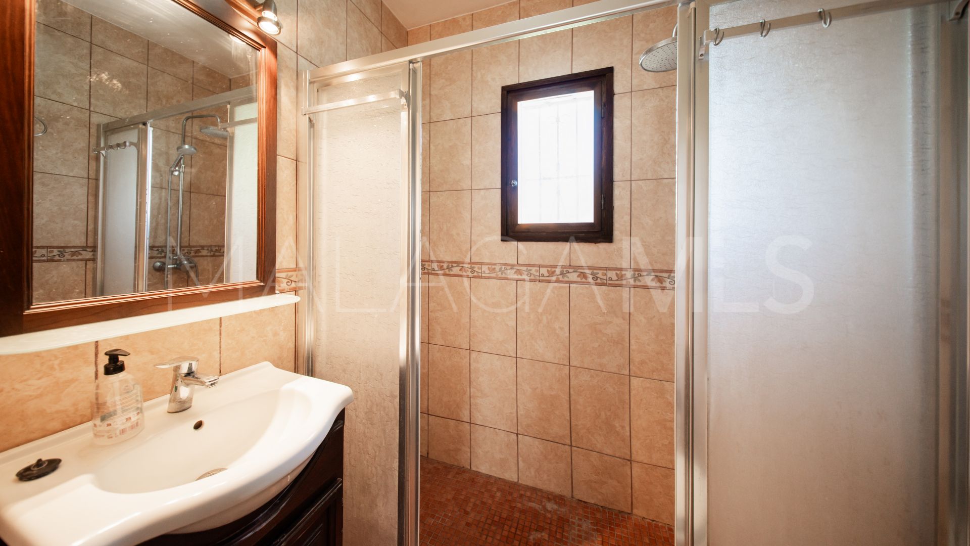 Villa for sale in San Pedro de Alcantara