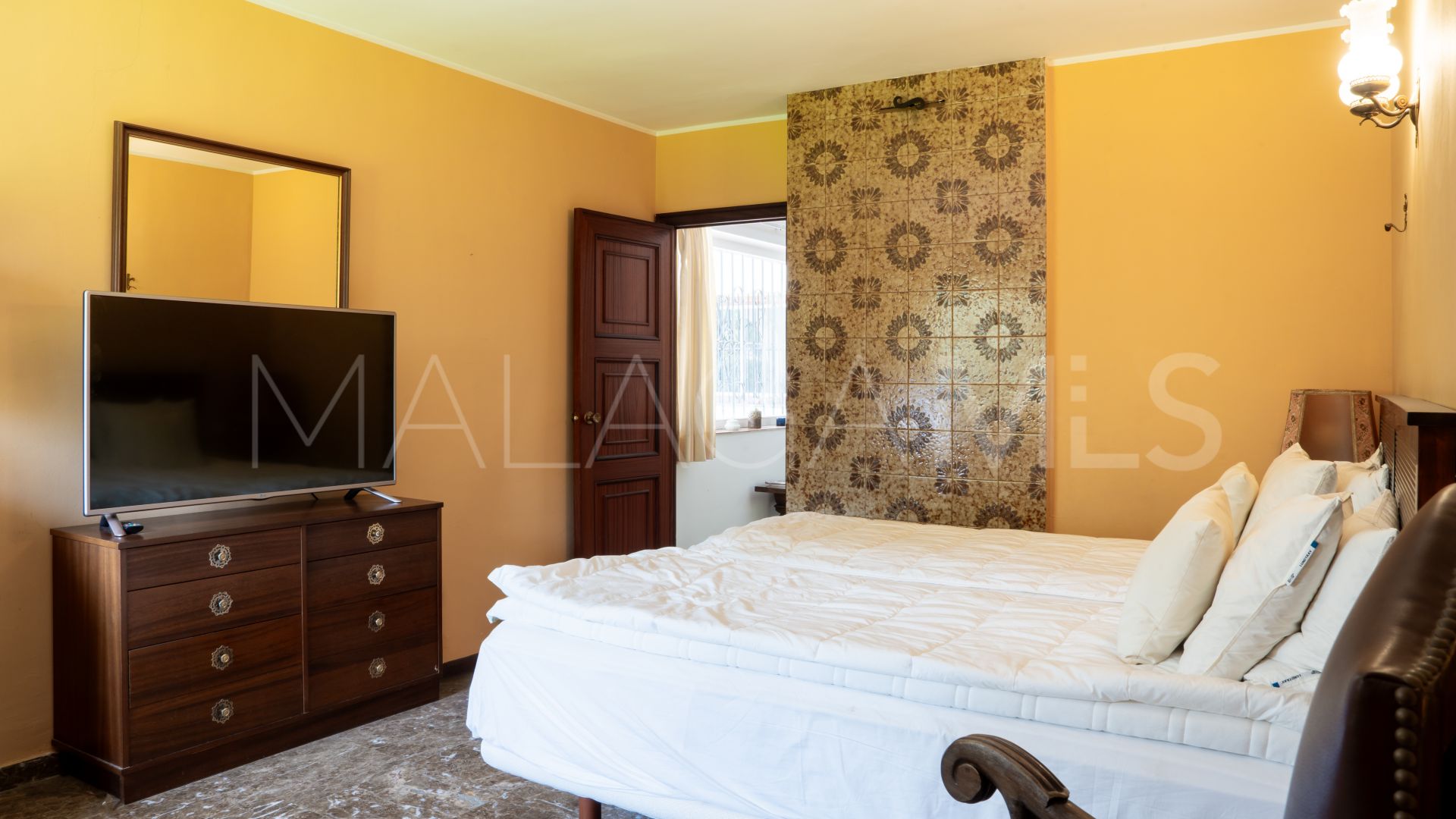 Villa for sale in San Pedro de Alcantara