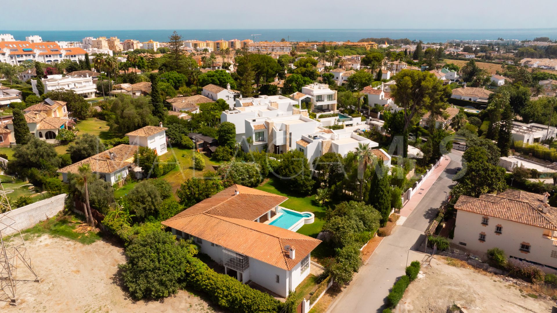 Villa for sale in San Pedro de Alcantara