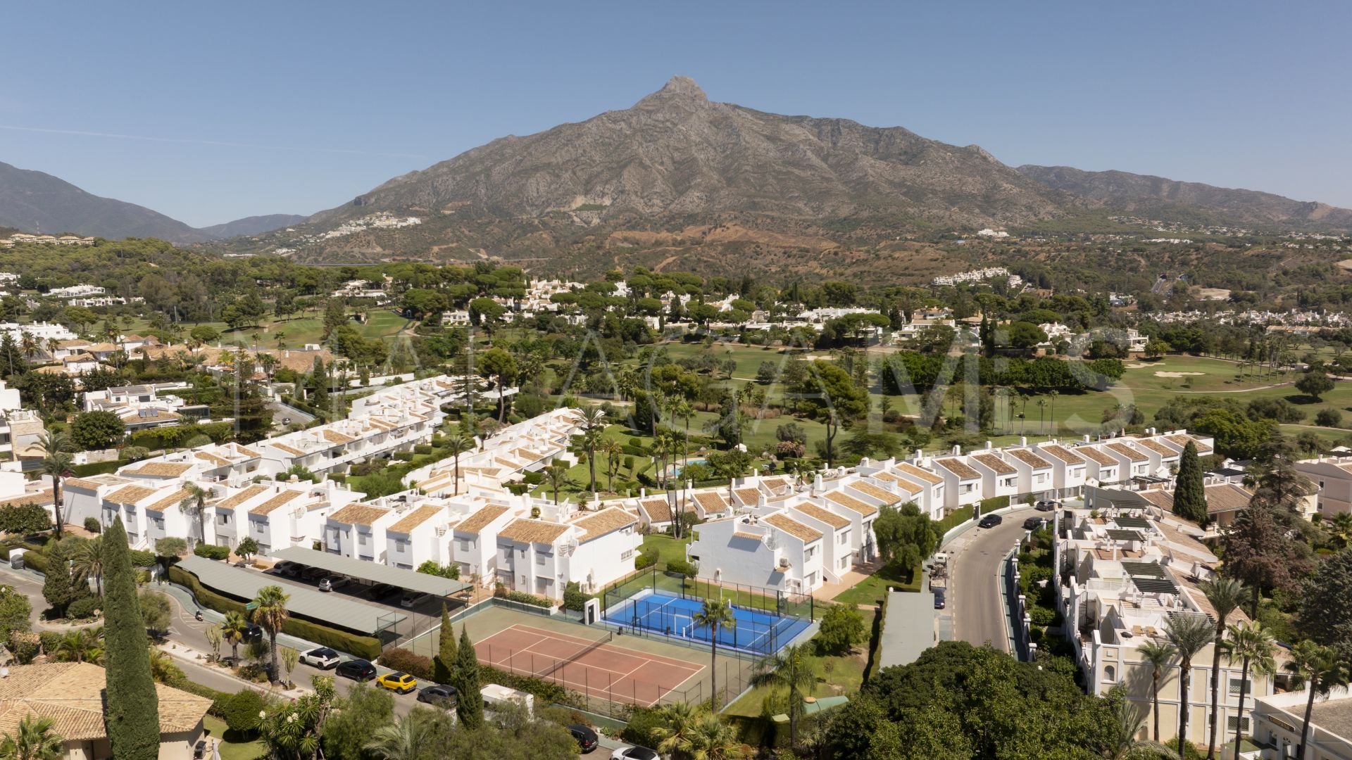 Zweistöckiges penthouse for sale in Los Dragos