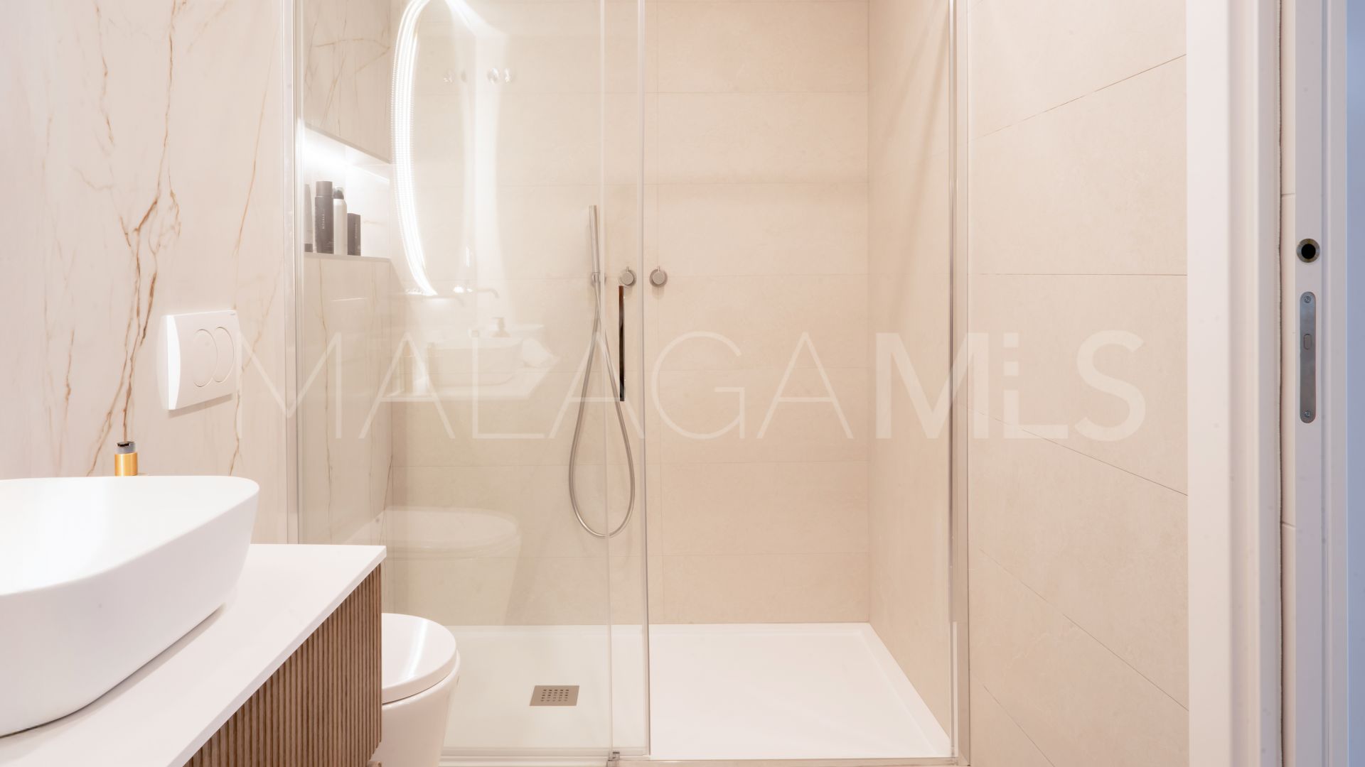 Zweistöckiges penthouse for sale in Los Dragos