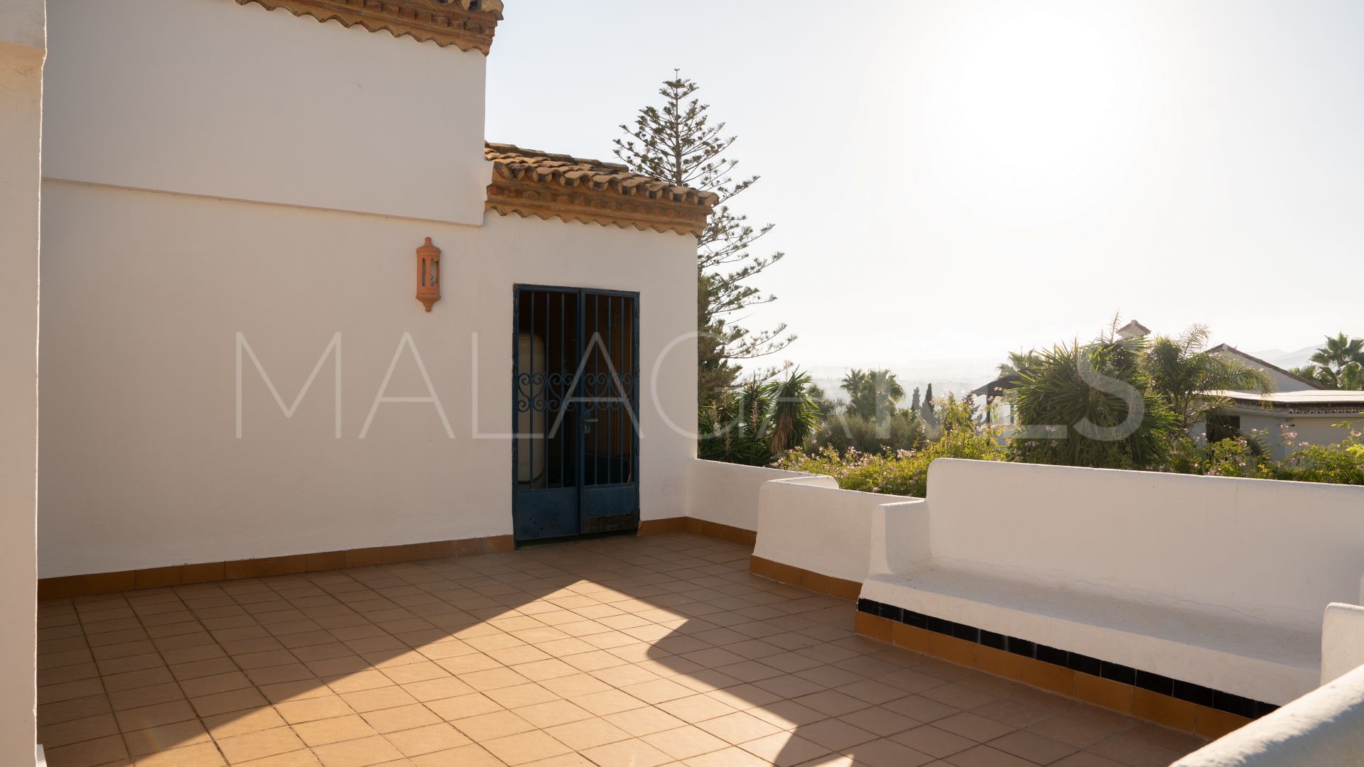 Buy villa with 5 bedrooms in Seghers
