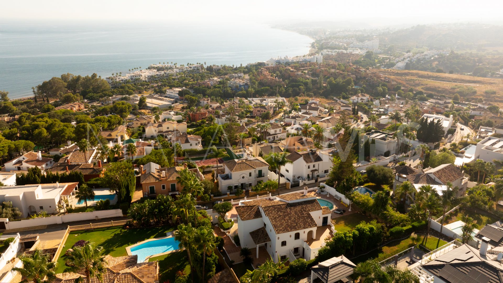 Buy villa with 5 bedrooms in Seghers