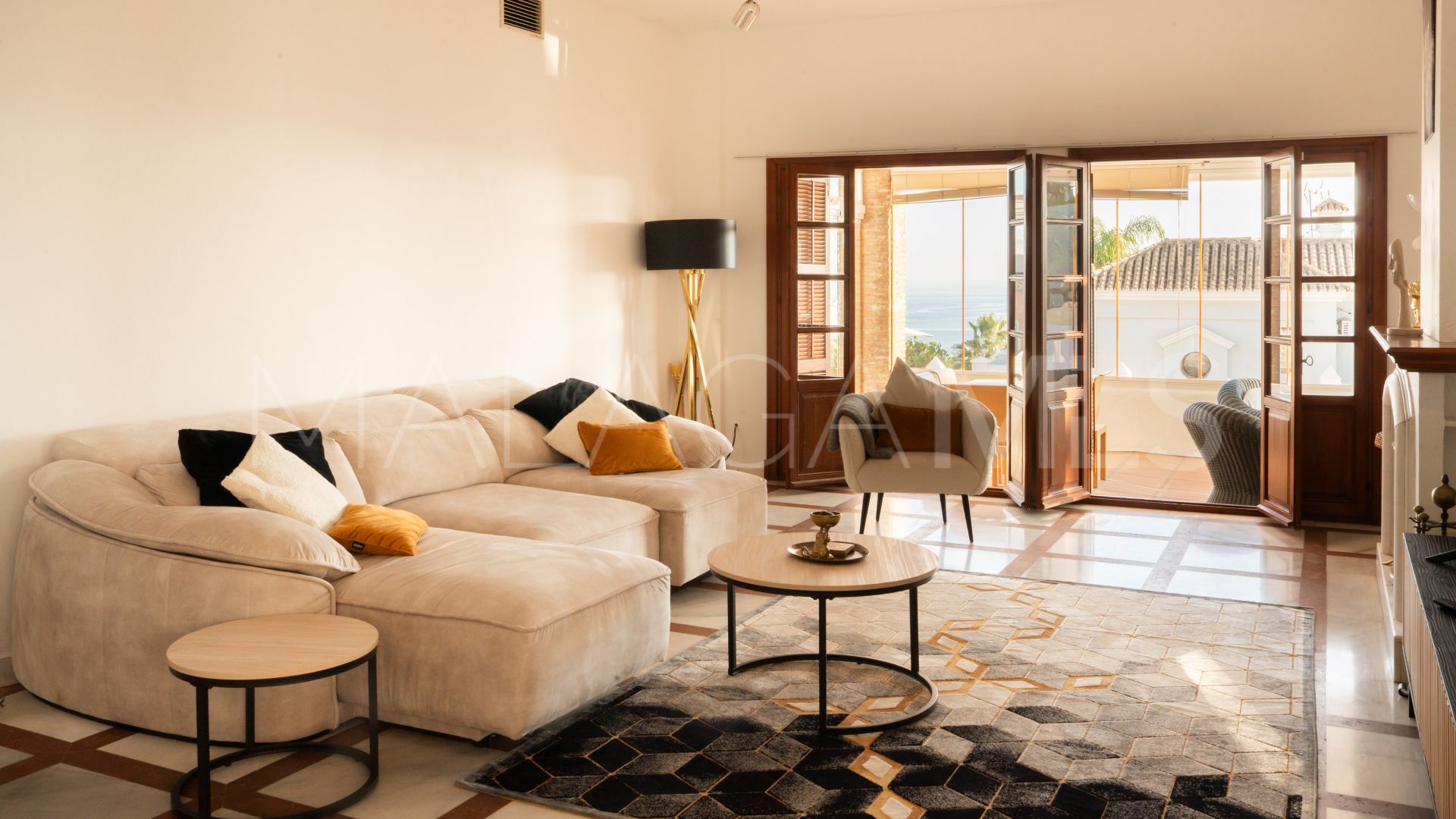 Buy villa with 5 bedrooms in Seghers