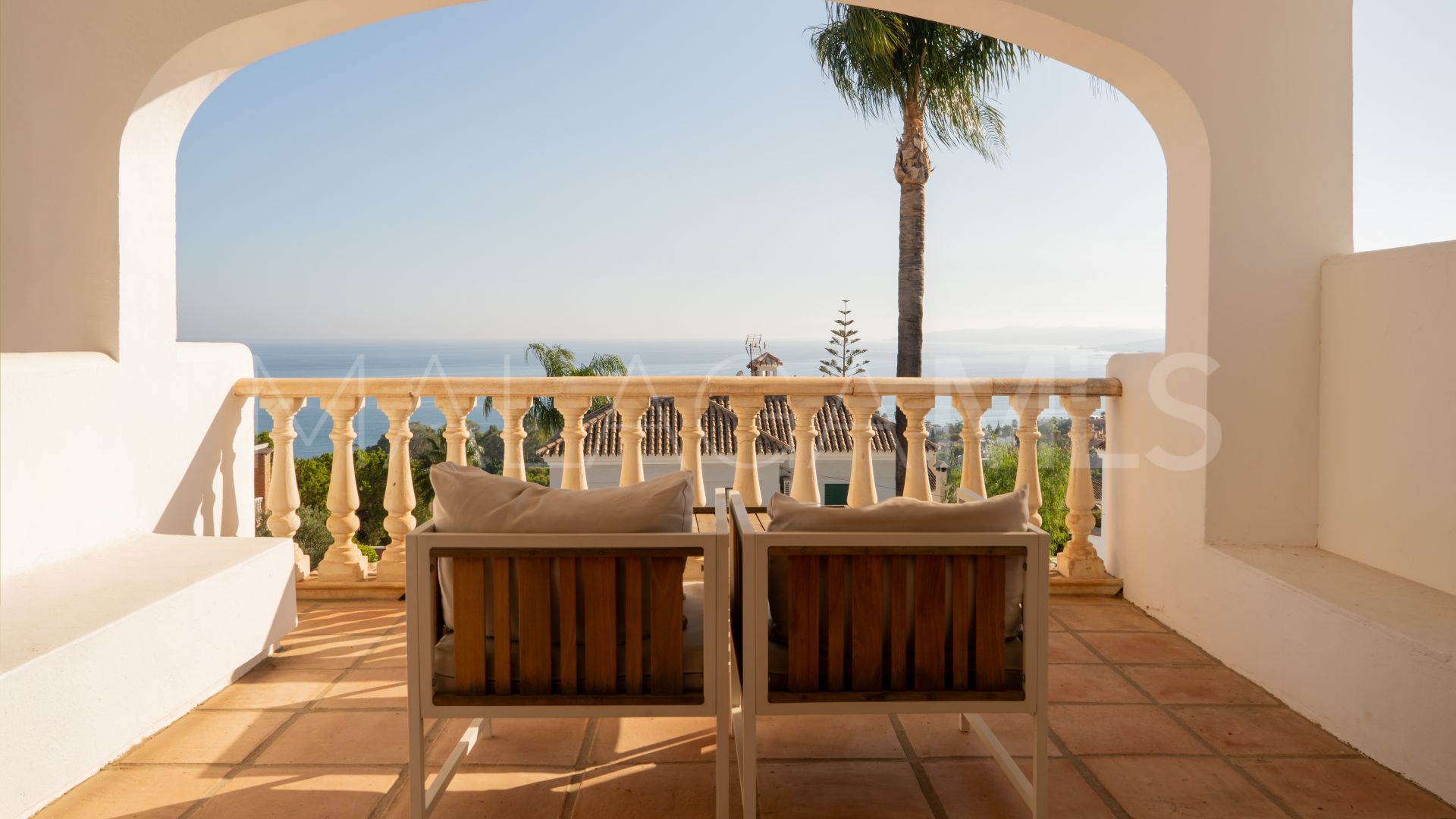 Buy villa with 5 bedrooms in Seghers