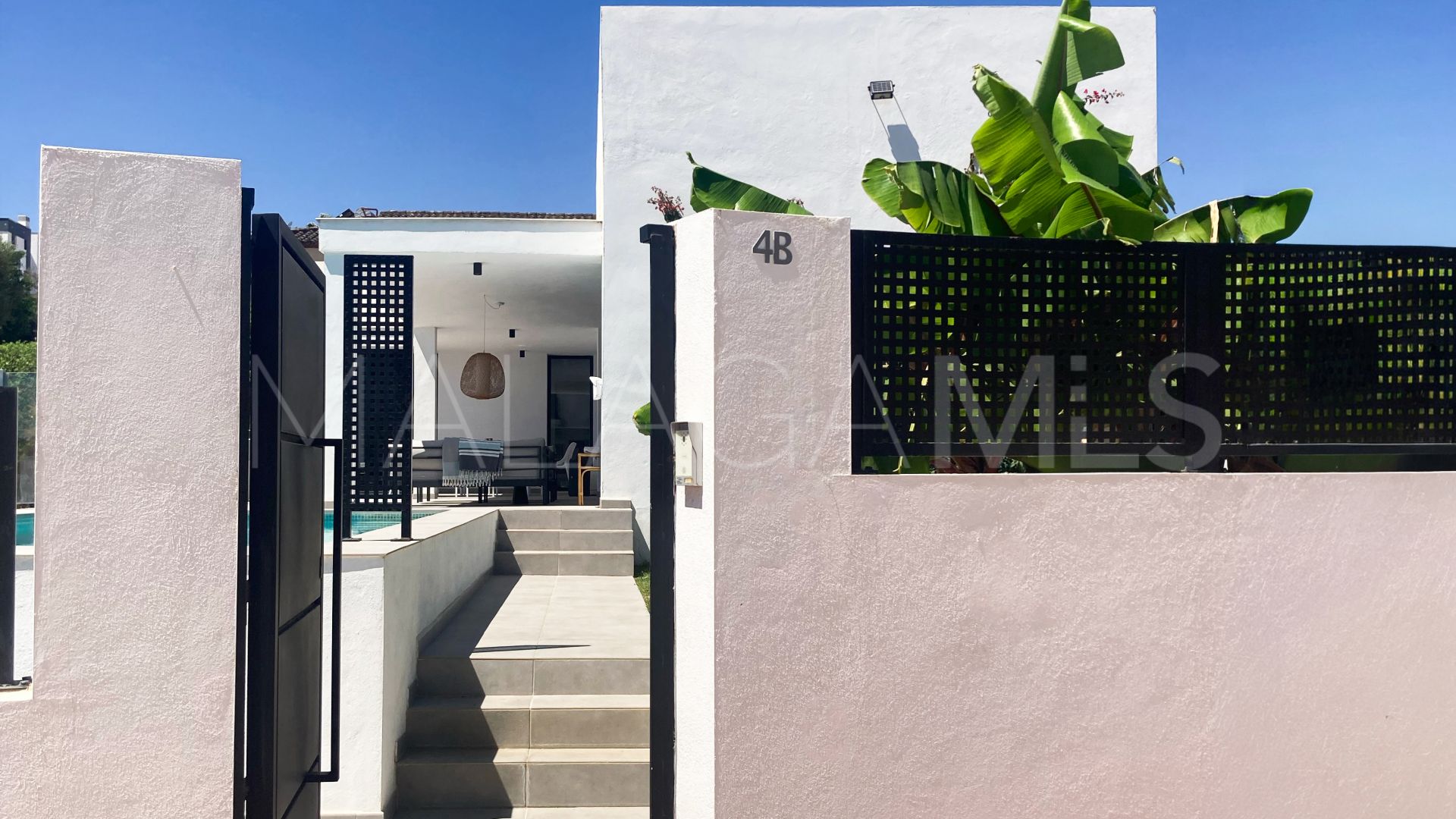 Buy villa in Valle Romano