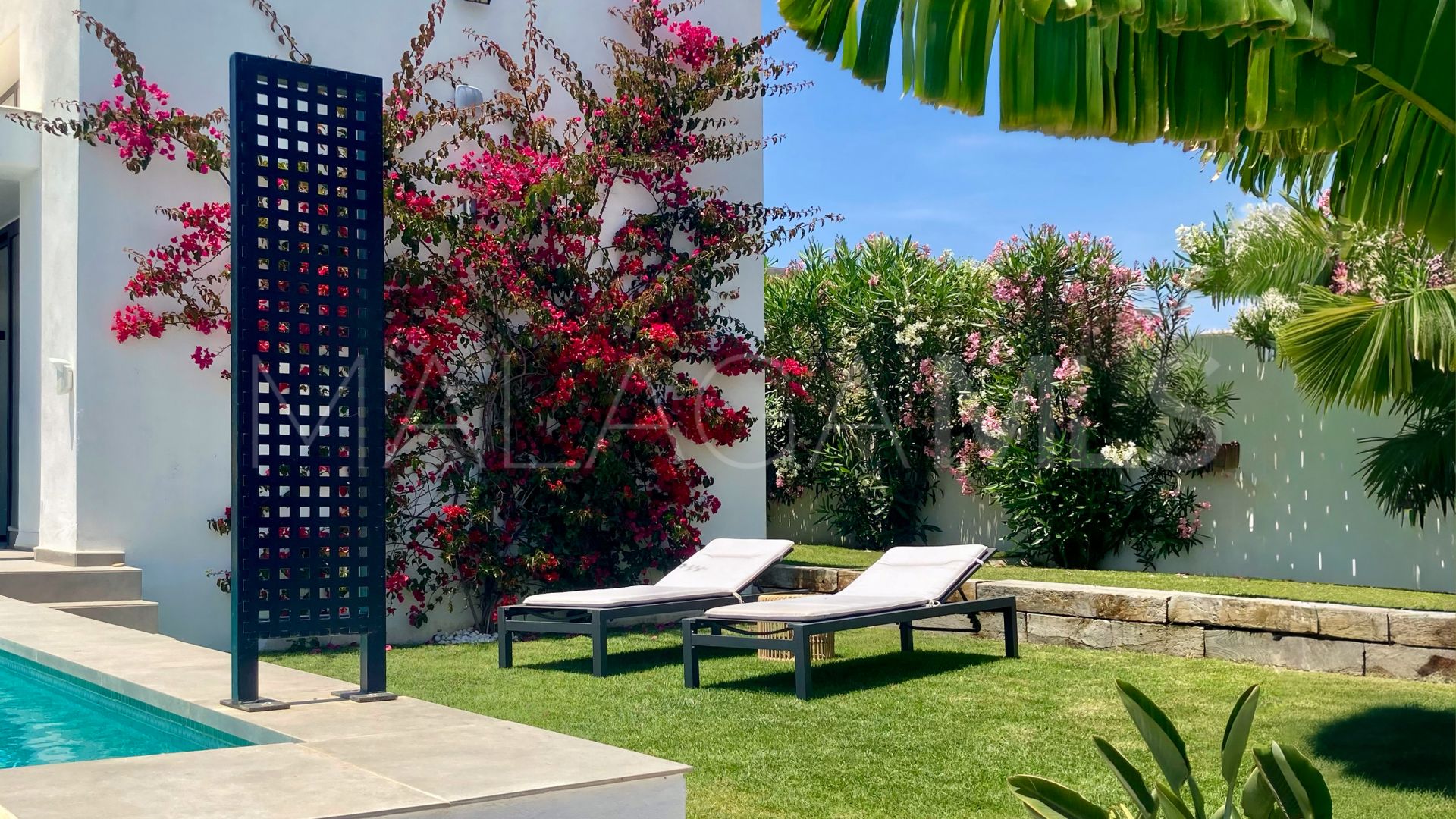 Buy villa in Valle Romano