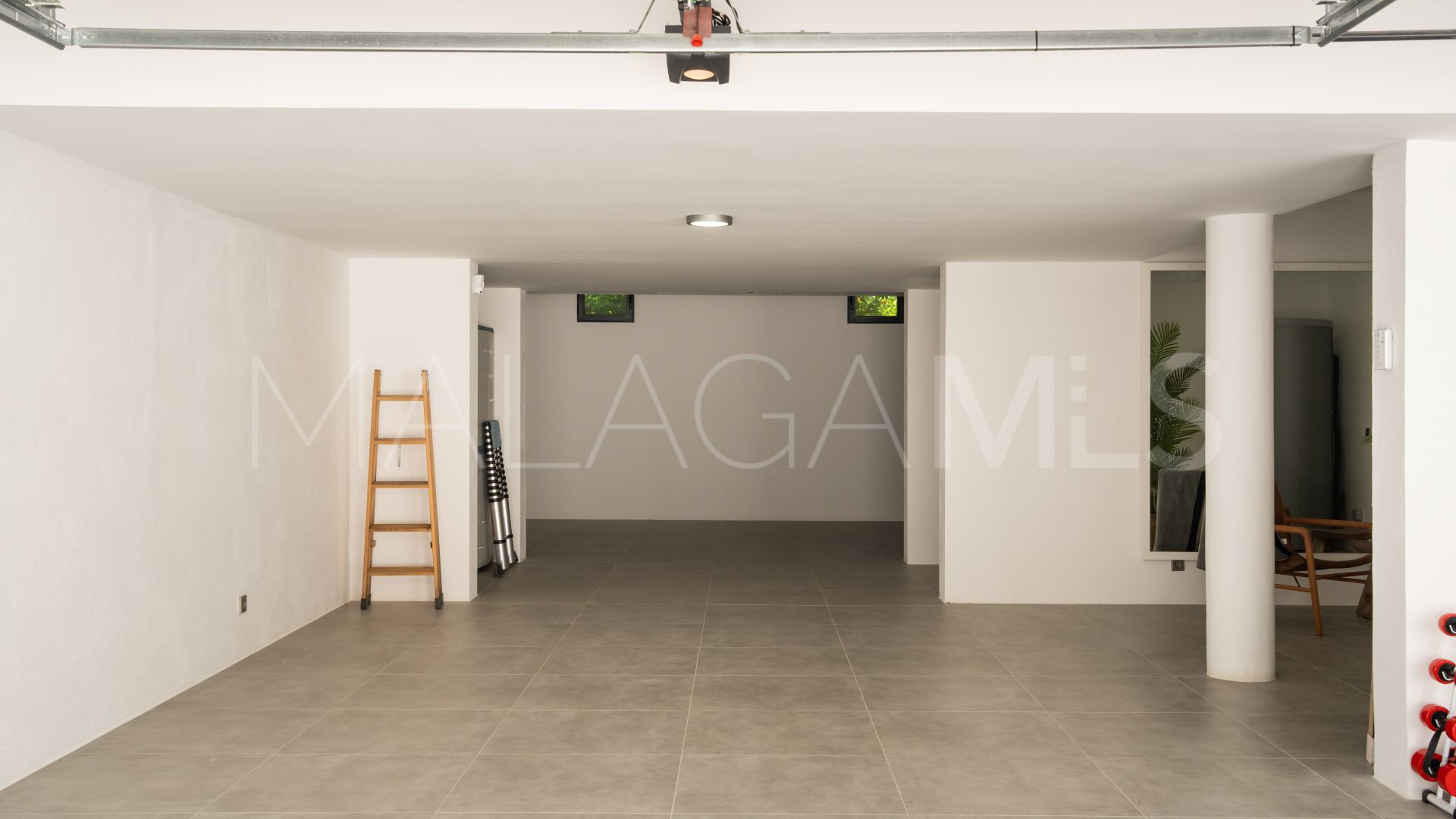 Villa for sale in Paraiso Alto