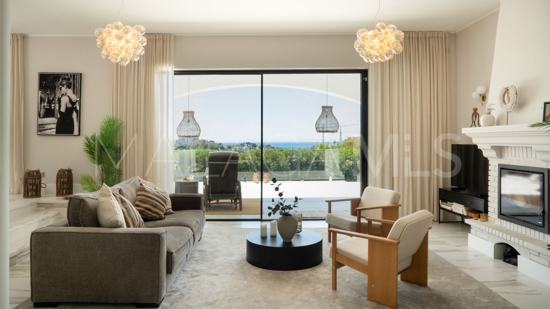 Villa for sale in Paraiso Alto