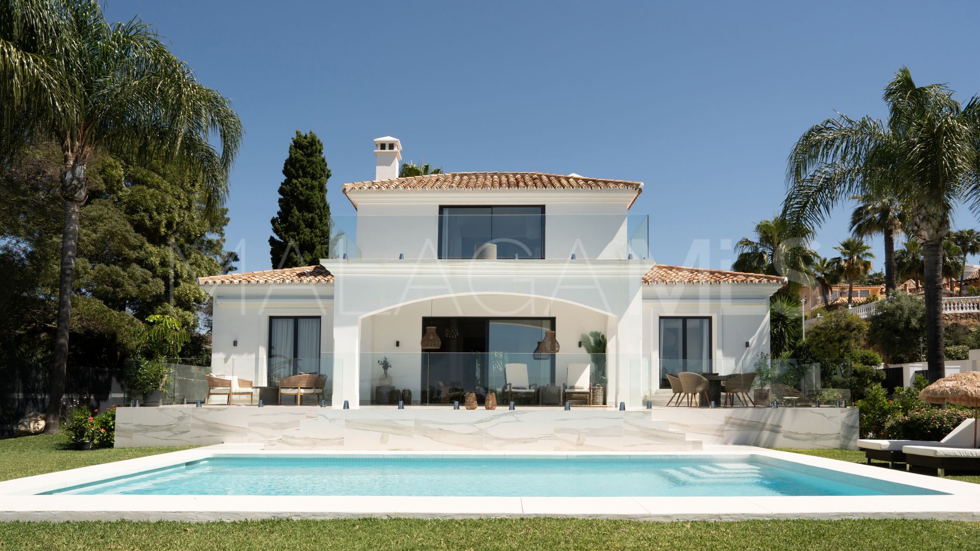 Villa for sale in Paraiso Alto