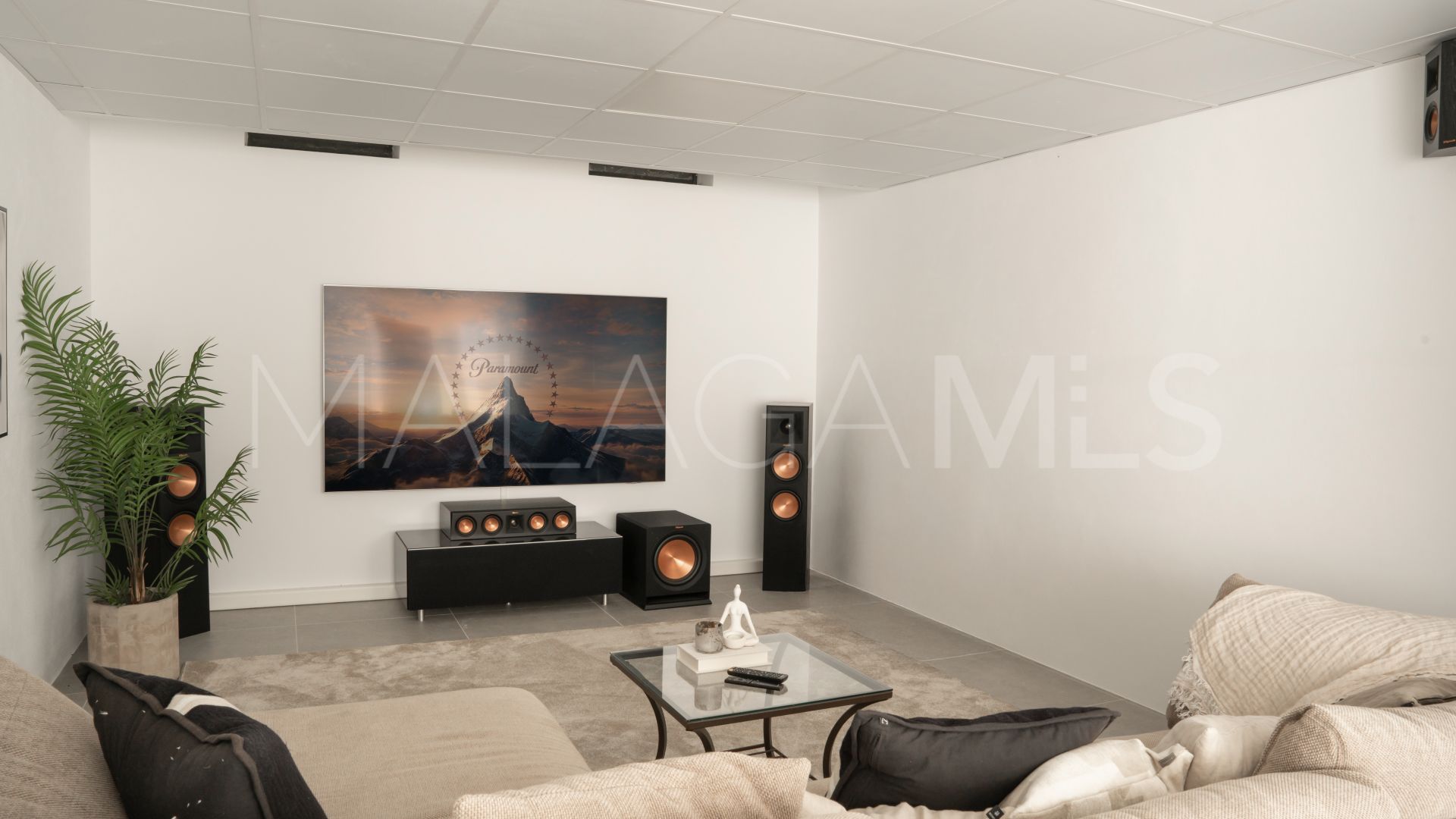 Villa for sale in Paraiso Alto