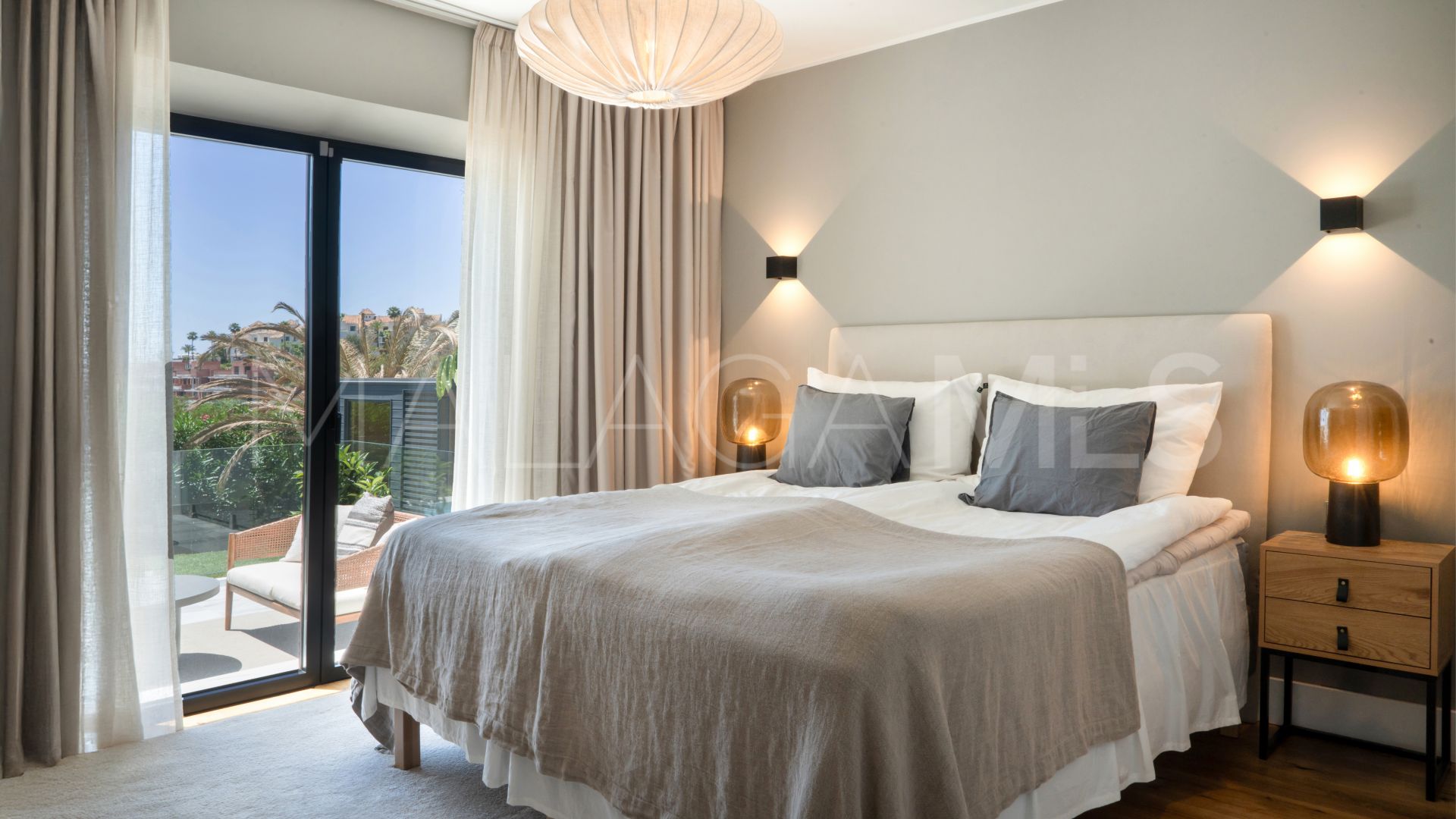 Villa for sale in Paraiso Alto