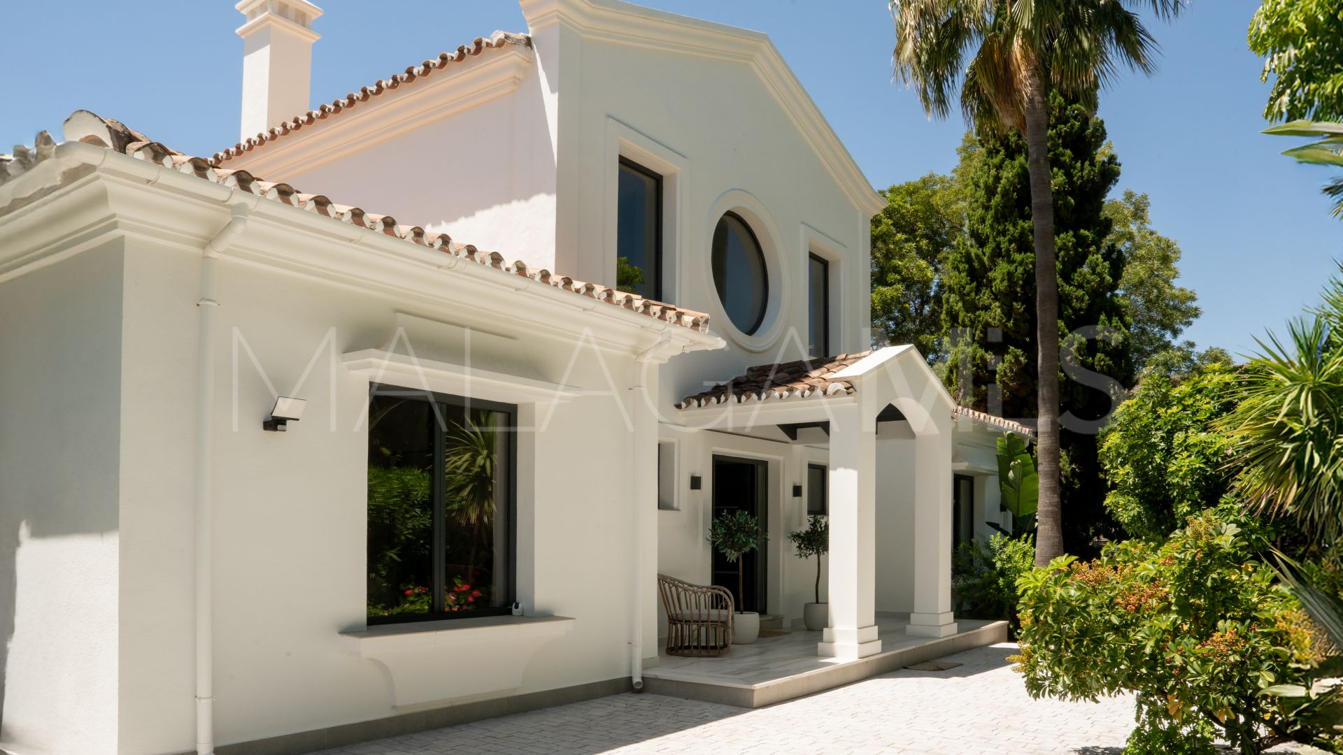 Villa for sale in Paraiso Alto