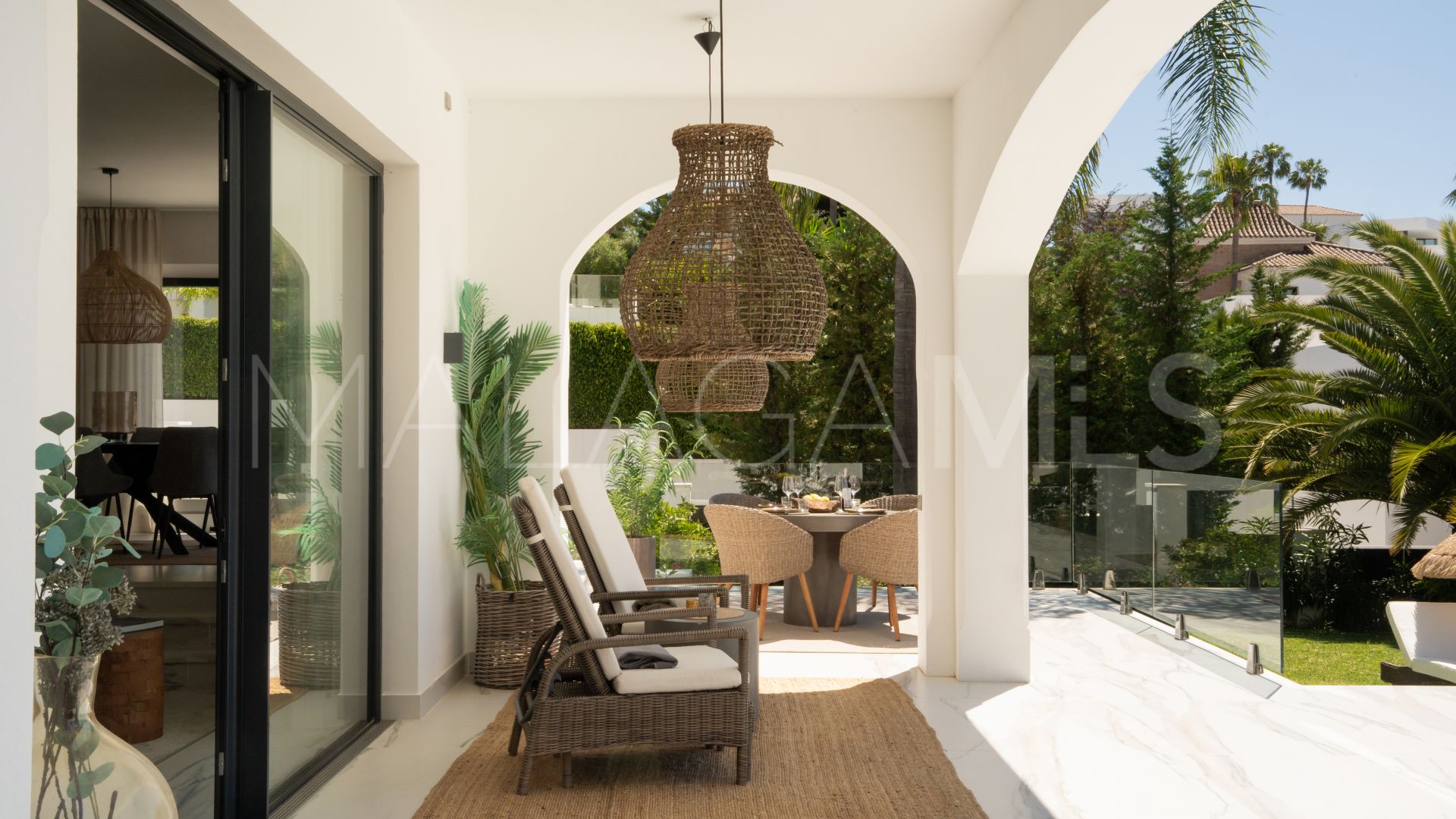 Villa for sale in Paraiso Alto