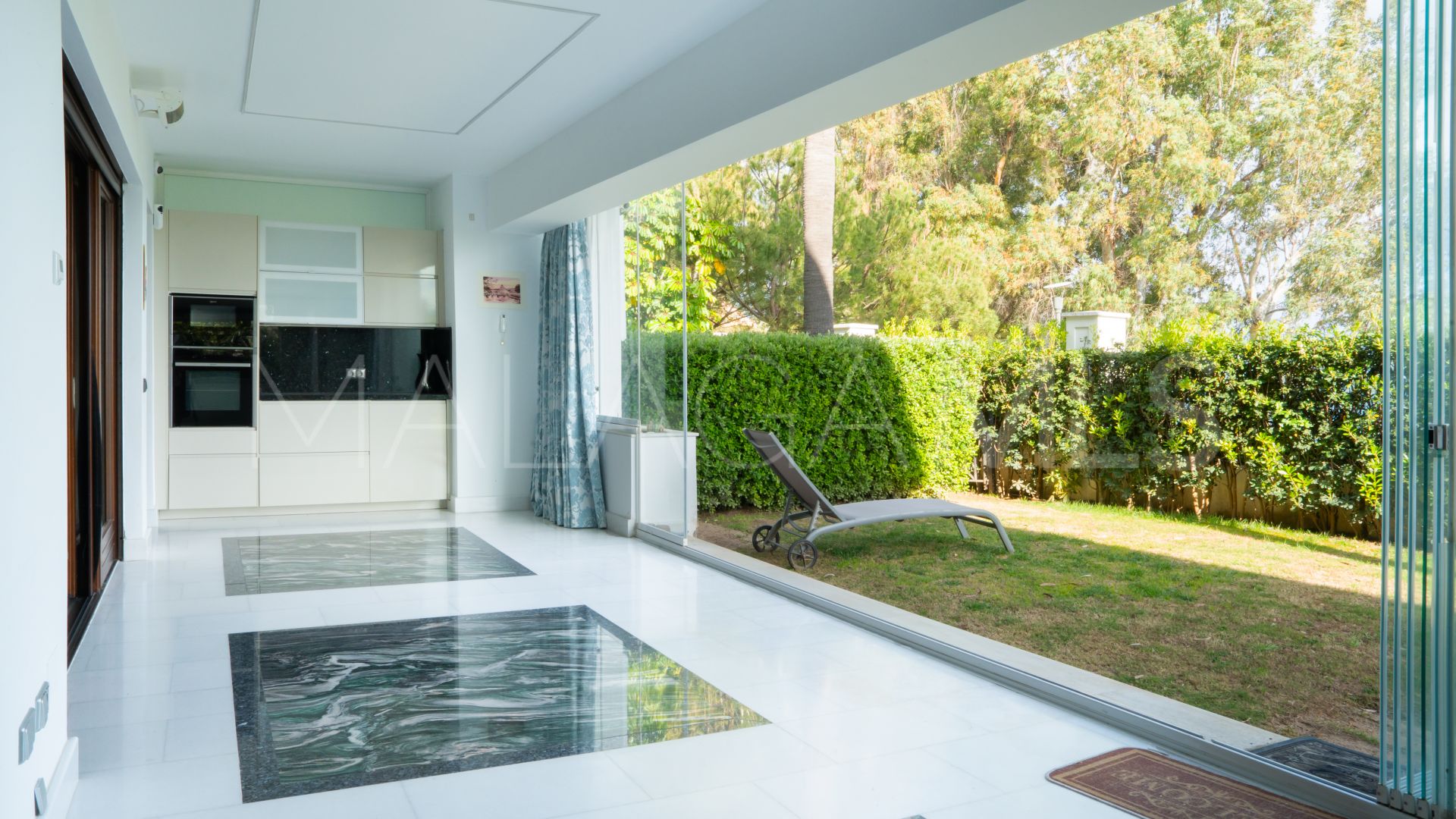 Appartement rez de chaussée for sale in Doncella Beach